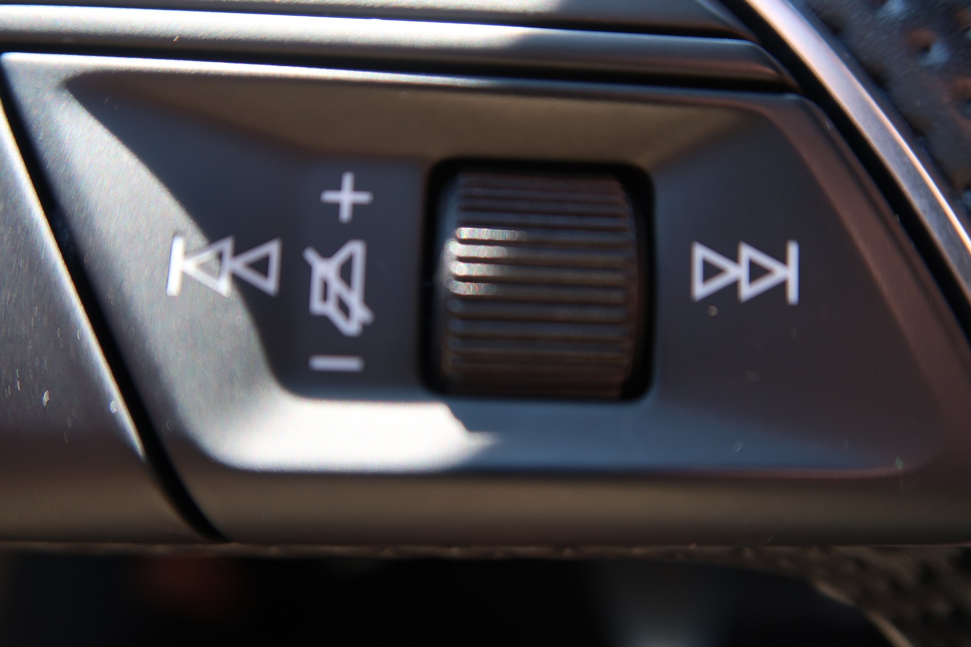 AUDI A3 Sportback 35 TFSI Attraction S-tronic-image-13