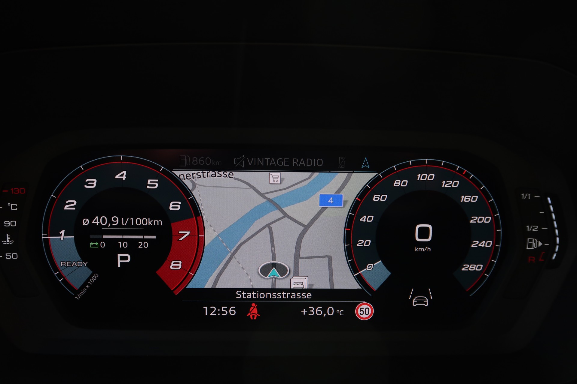 AUDI A3 Sportback 35 TFSI Attraction S-tronic-image-18