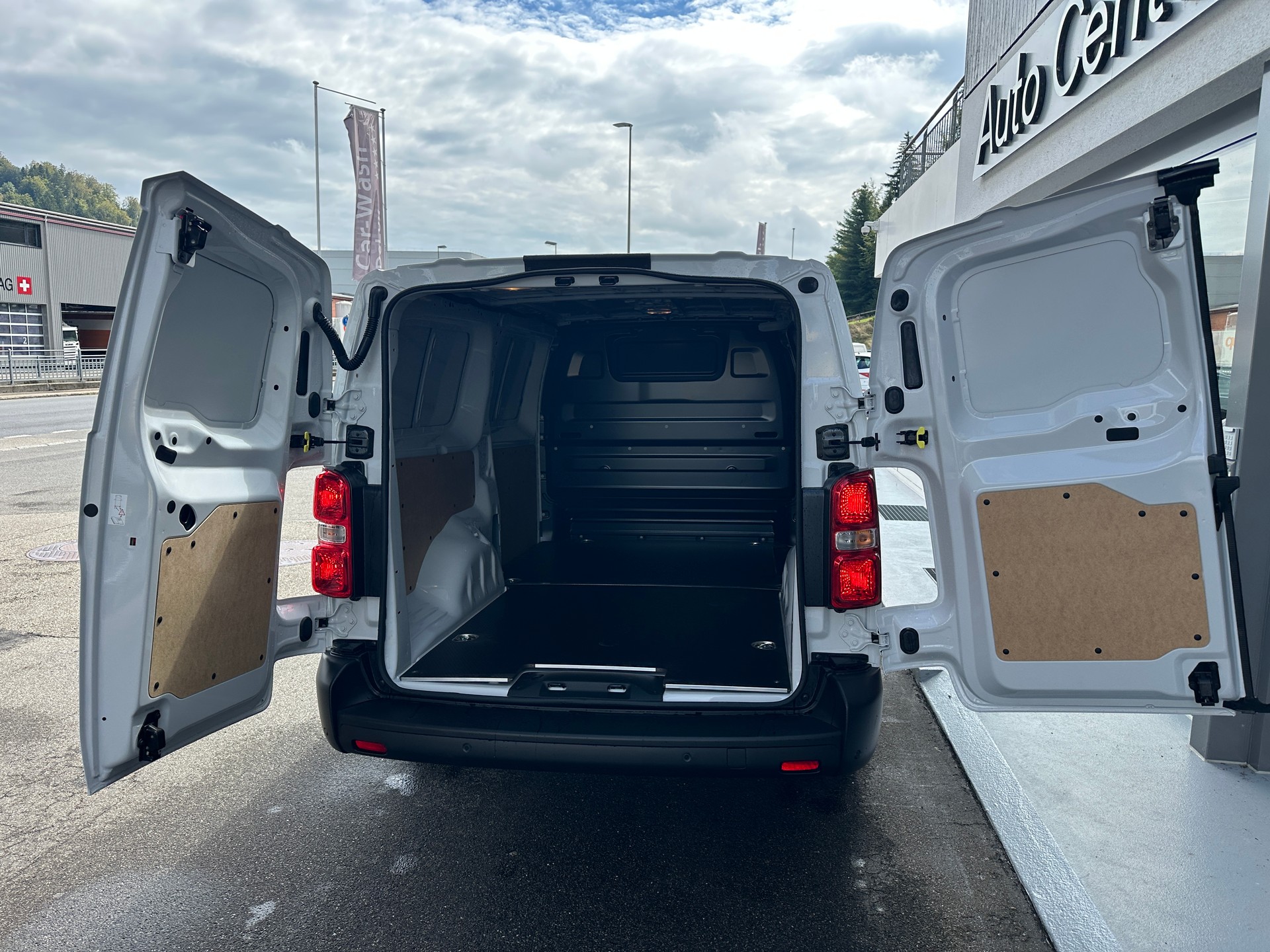 CITROEN Jumpy 2.2 BlueHDi 150 XL neuste Modell-image-11