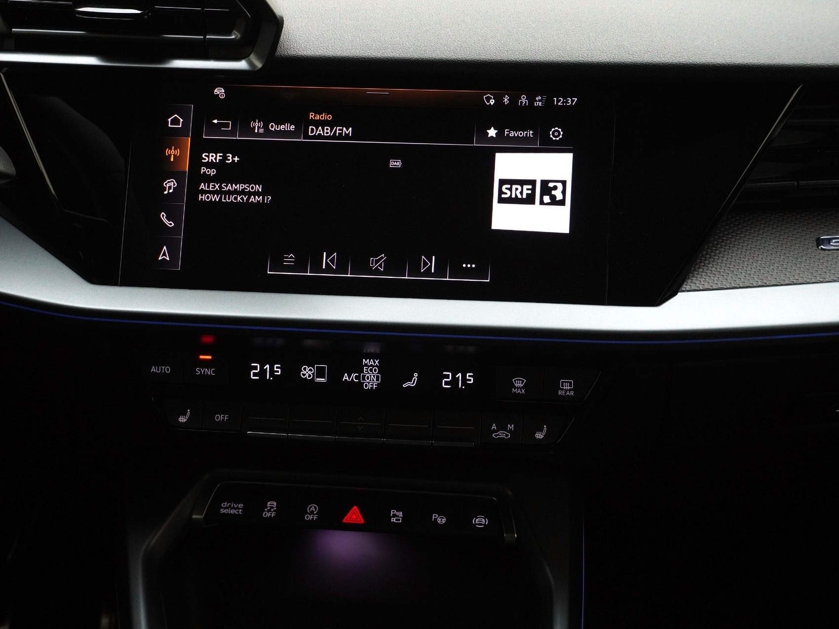 AUDI RS3 Limousine 2.5 TFSI quattro S-Tronic-image-25