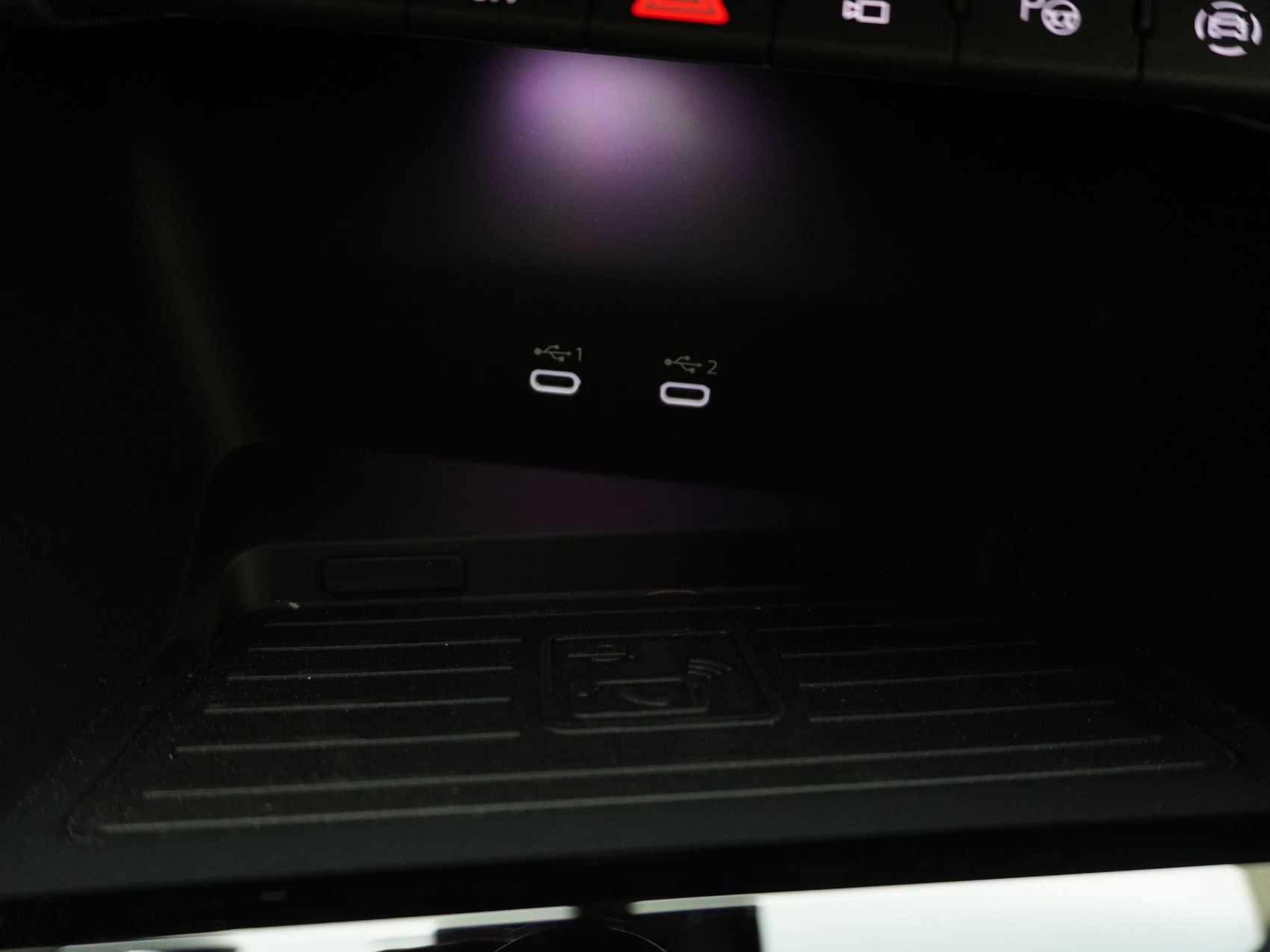 AUDI RS3 Limousine 2.5 TFSI quattro S-Tronic-image-24