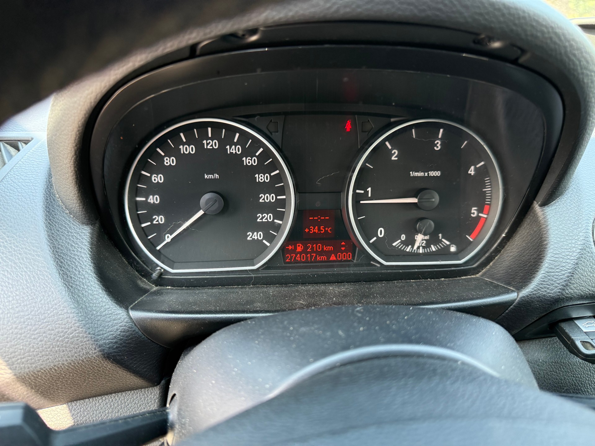 BMW 118d-image-10