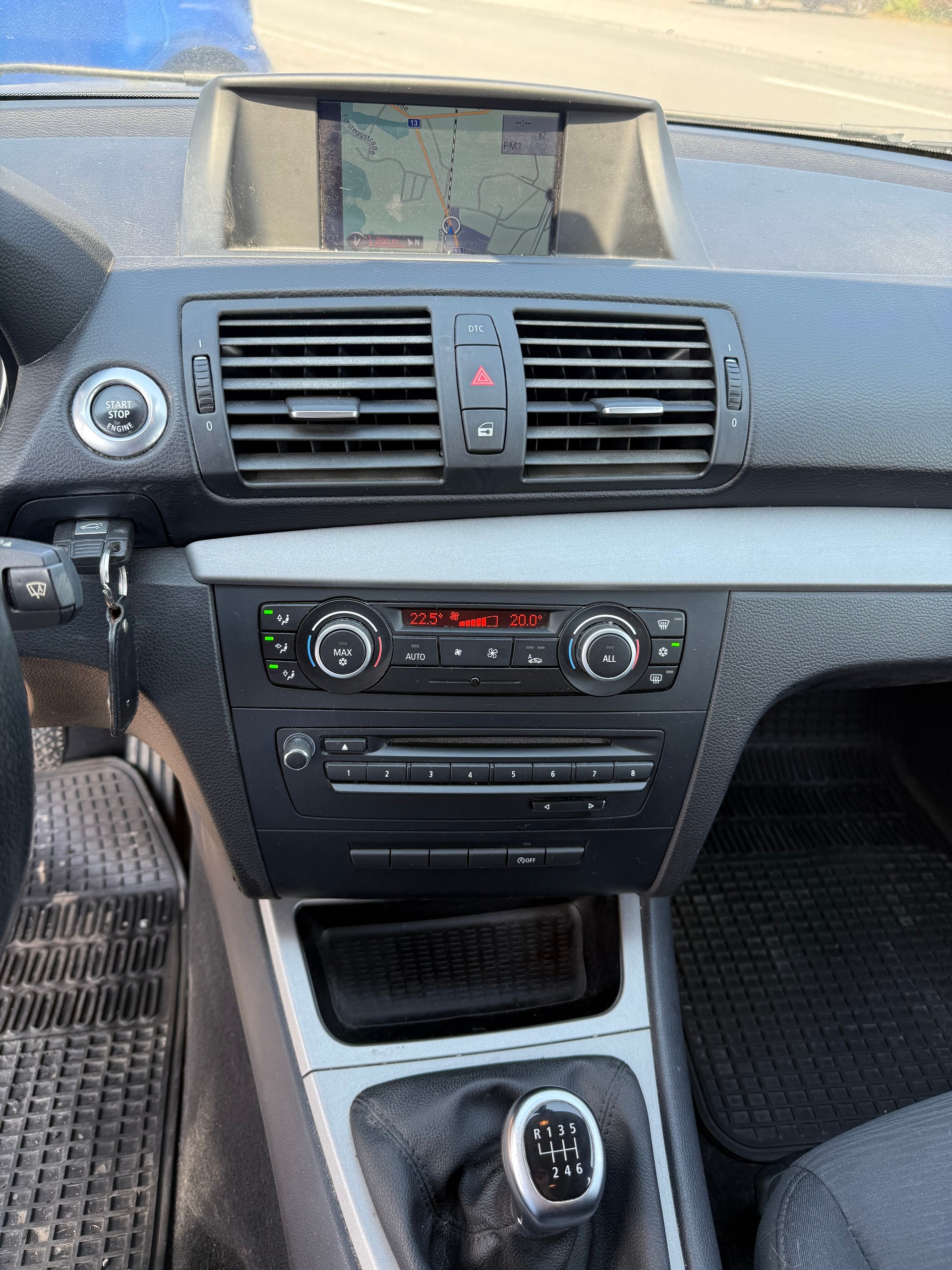 BMW 118d-image-11