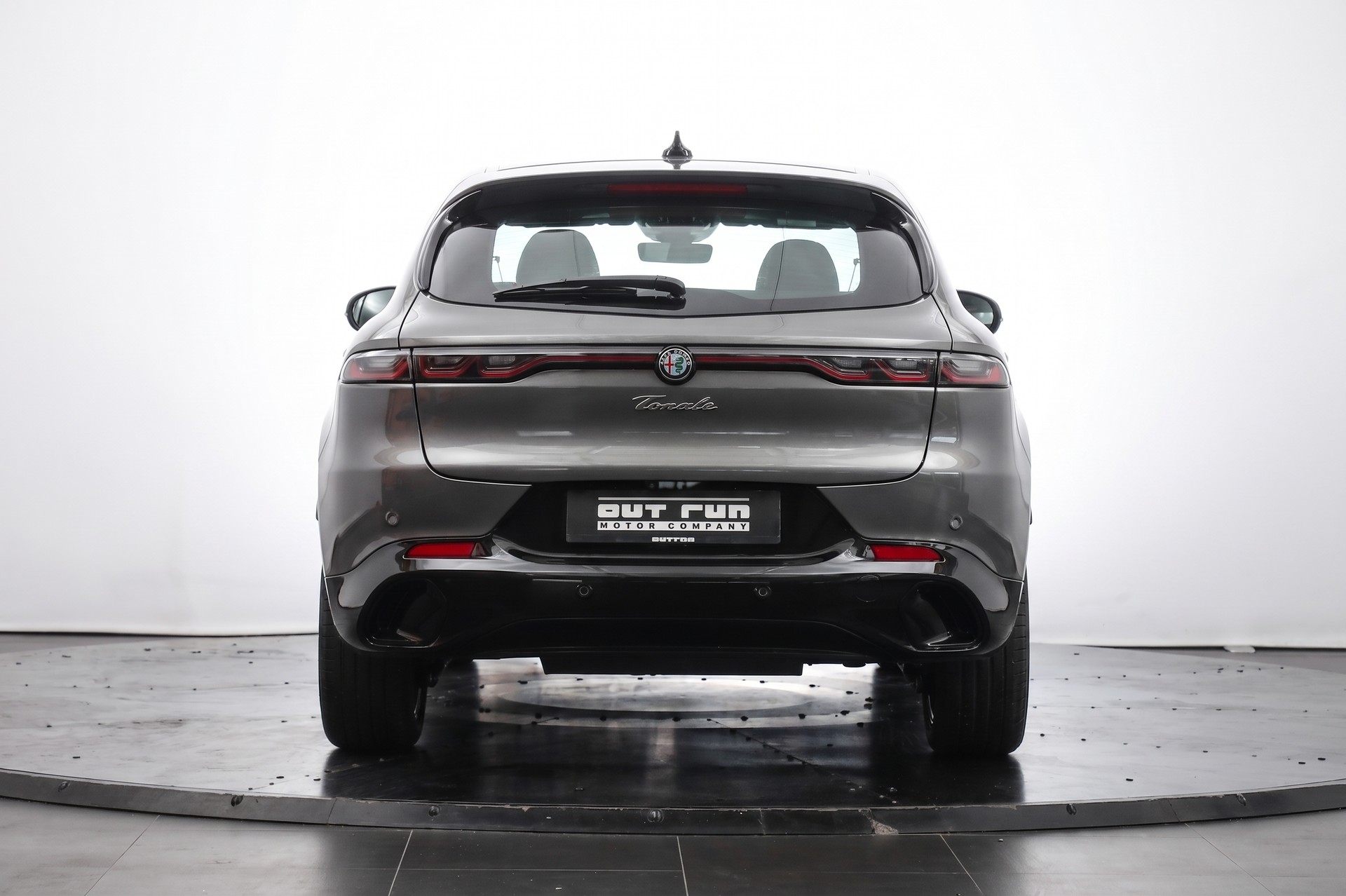 ALFA ROMEO Tonale 1.5 48V Hybrid Sprint Griogio Vesuvio-showroom-element-2