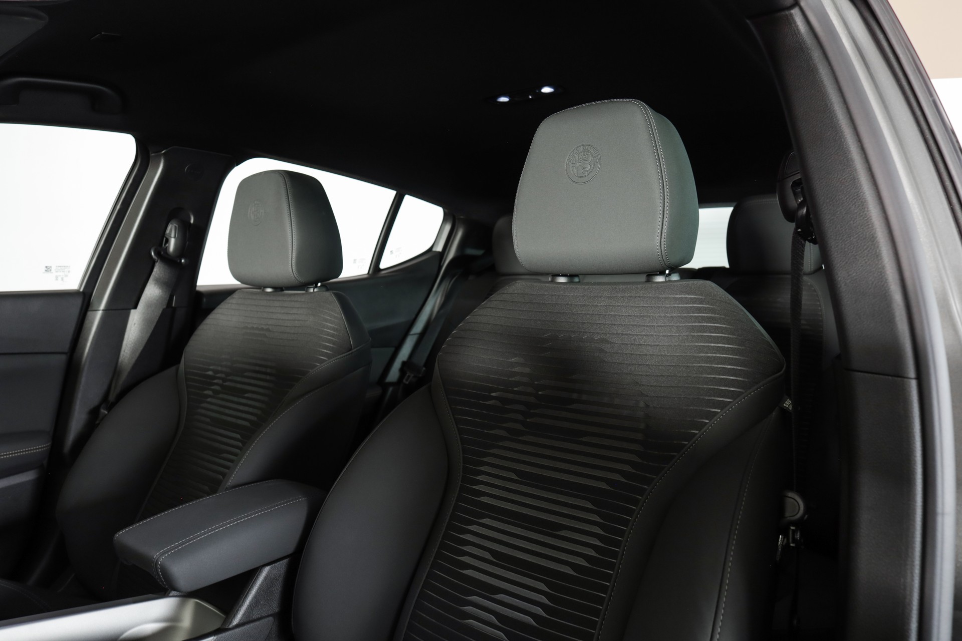 ALFA ROMEO Tonale 1.5 48V Hybrid Sprint Griogio Vesuvio-image-7