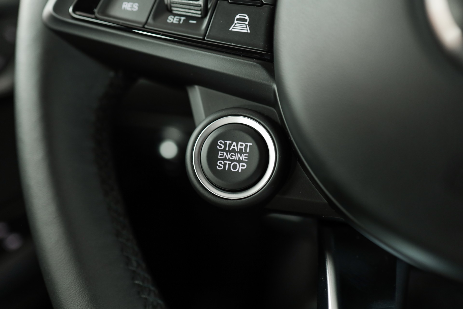 ALFA ROMEO Tonale 1.5 48V Hybrid Sprint Griogio Vesuvio-image-18