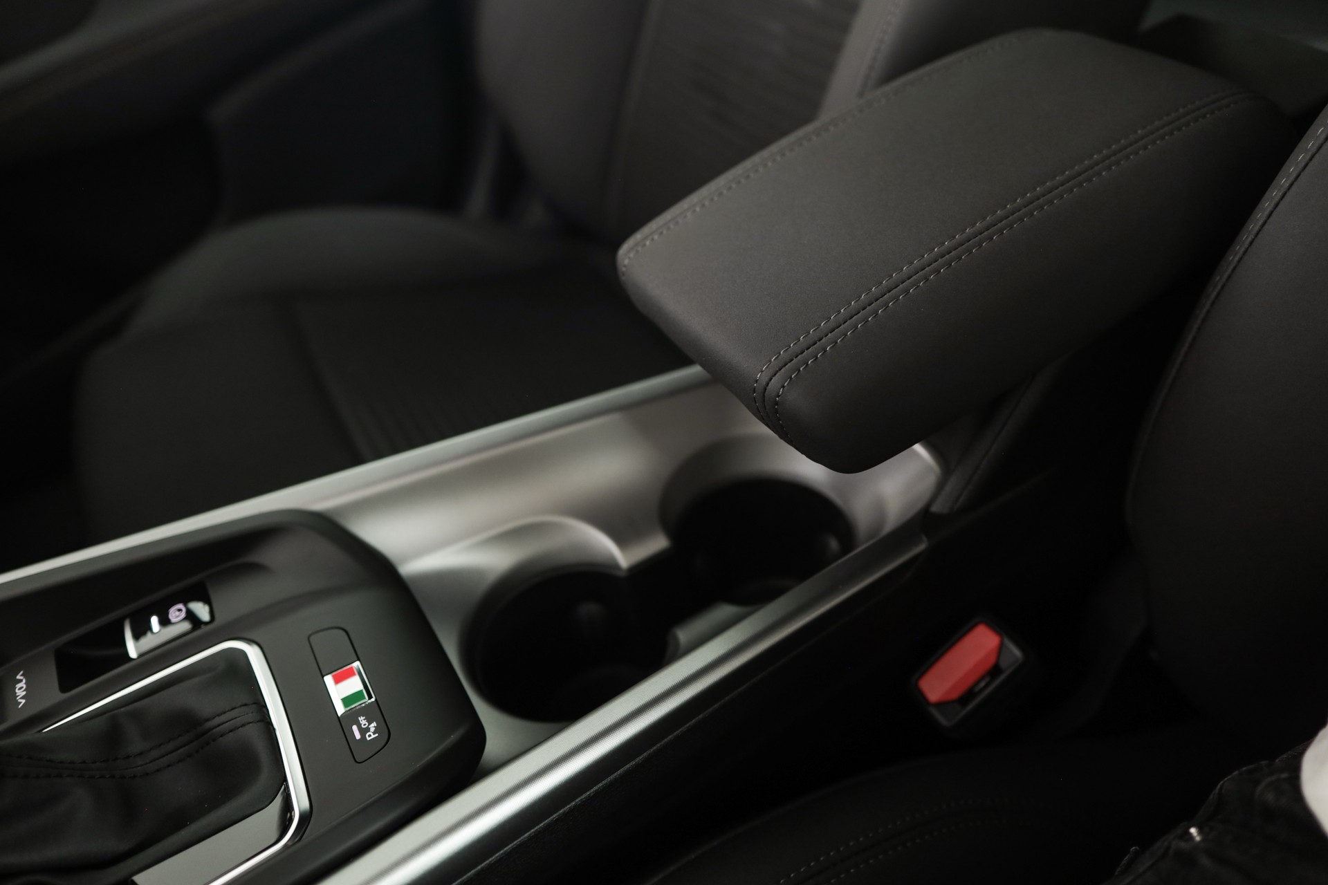 ALFA ROMEO Tonale 1.5 48V Hybrid Sprint Griogio Vesuvio-image-15