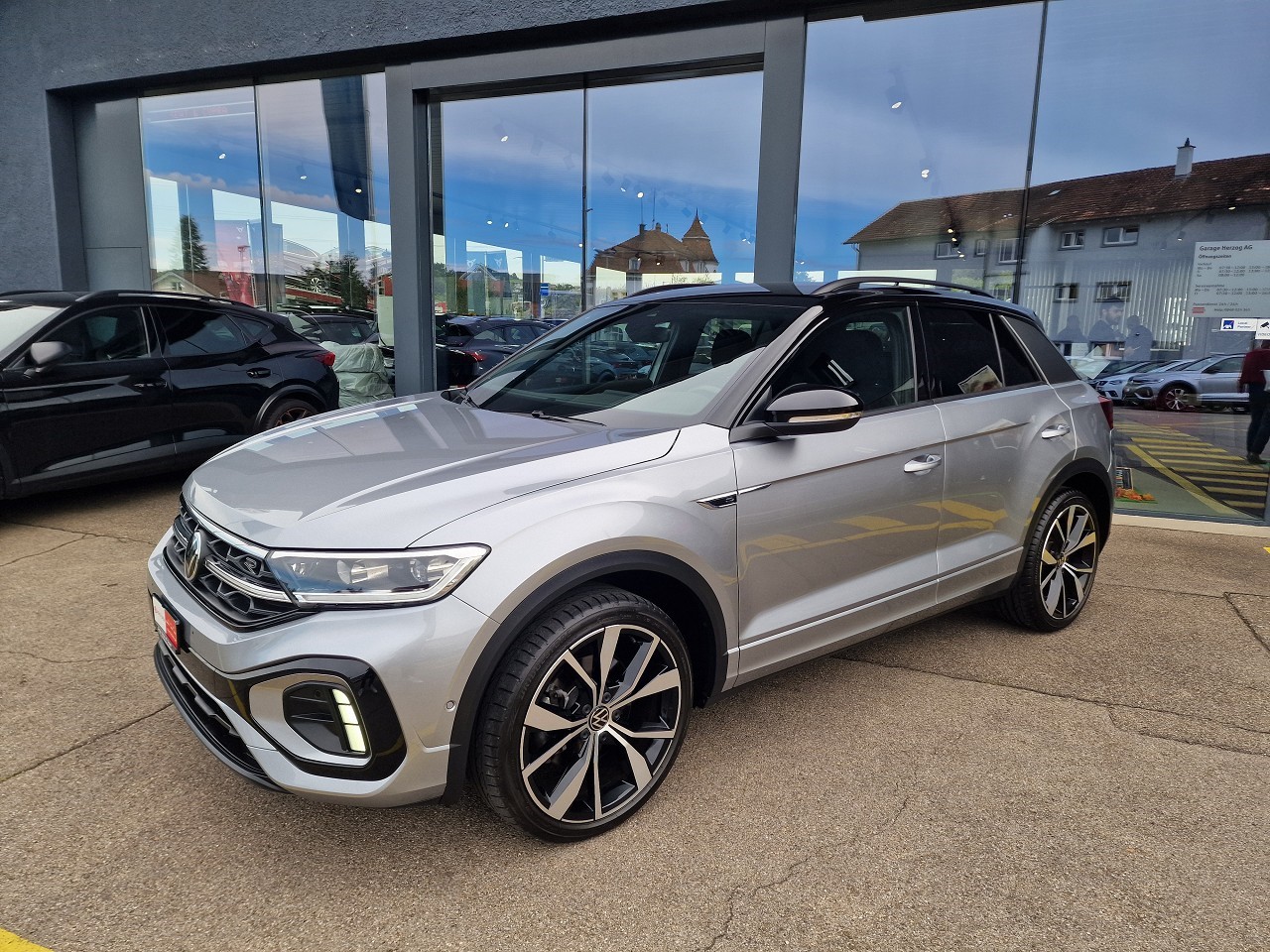 VW T-Roc 2.0 TSI R-Line DSG 4Motion-showroom-element-1