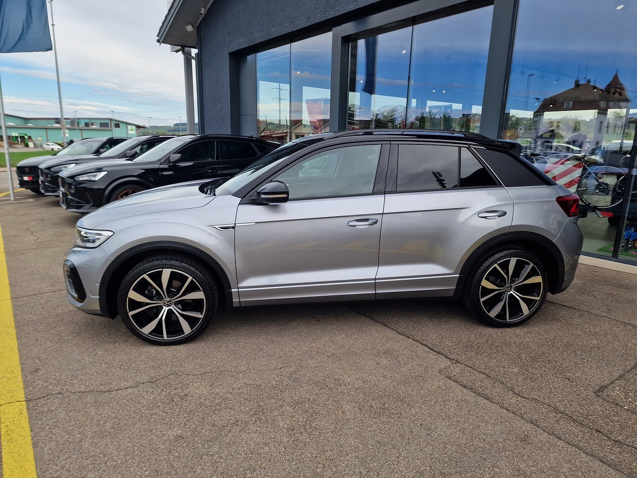 VW T-Roc 2.0 TSI R-Line DSG 4Motion-showroom-element-2