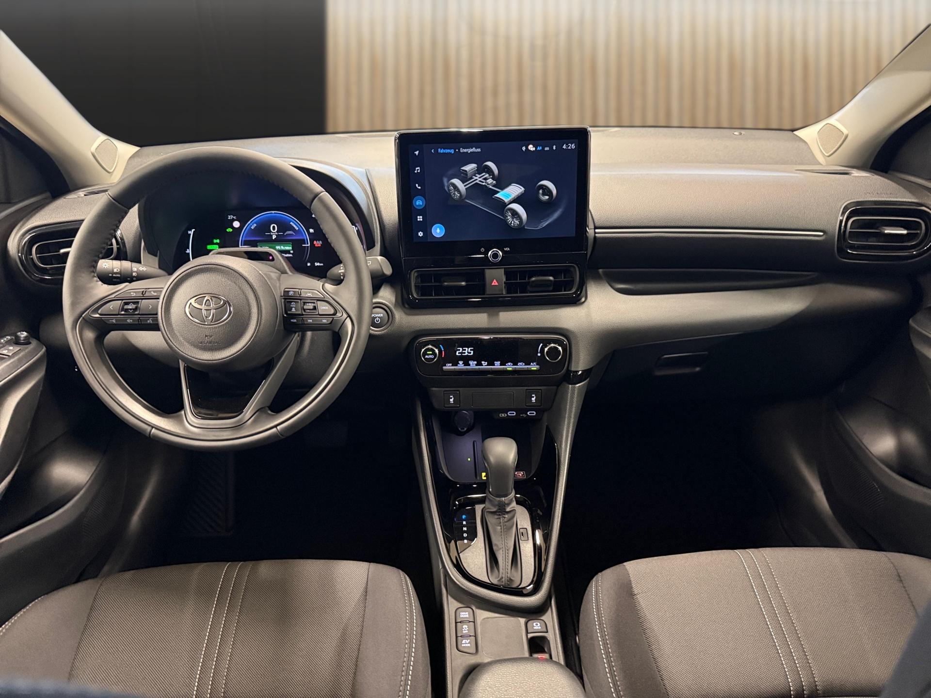 TOYOTA Yaris 1.5 Trend e-CVT-image-12
