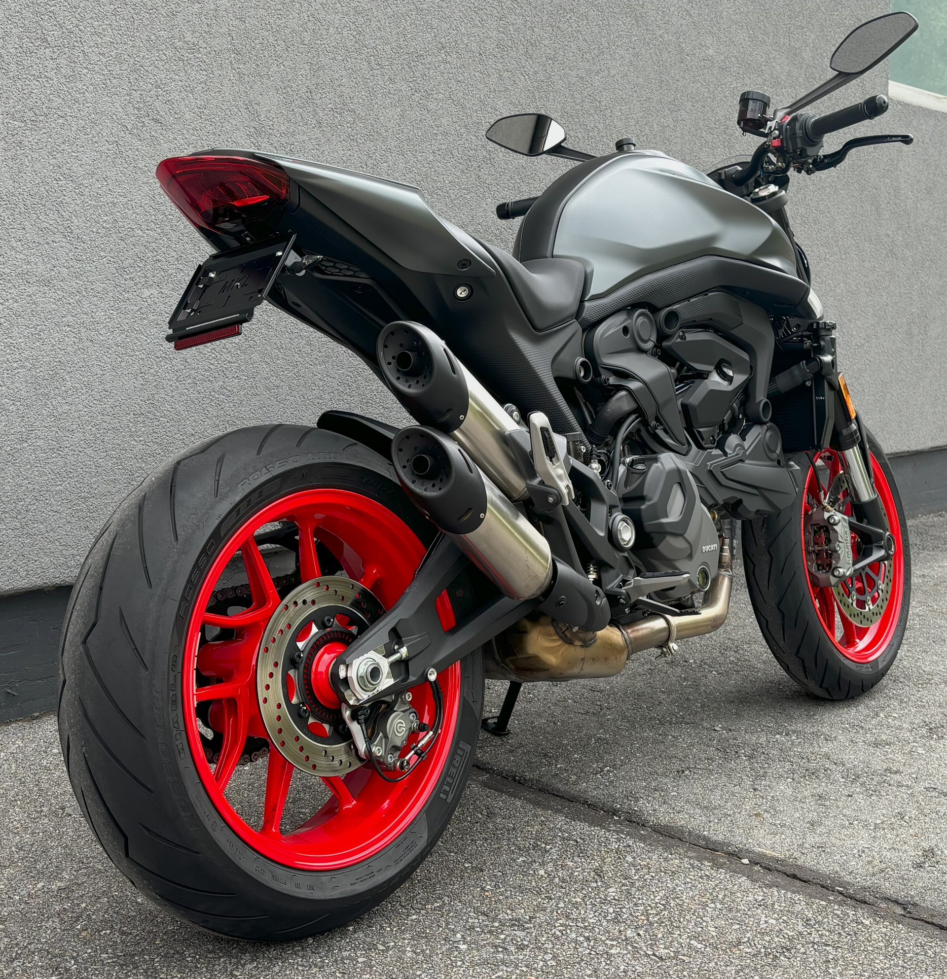 DUCATI Monster + 937-image-5
