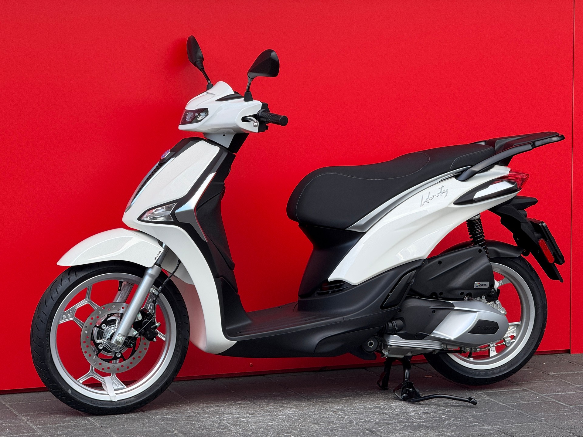 PIAGGIO Liberty 125 E5+-image-9