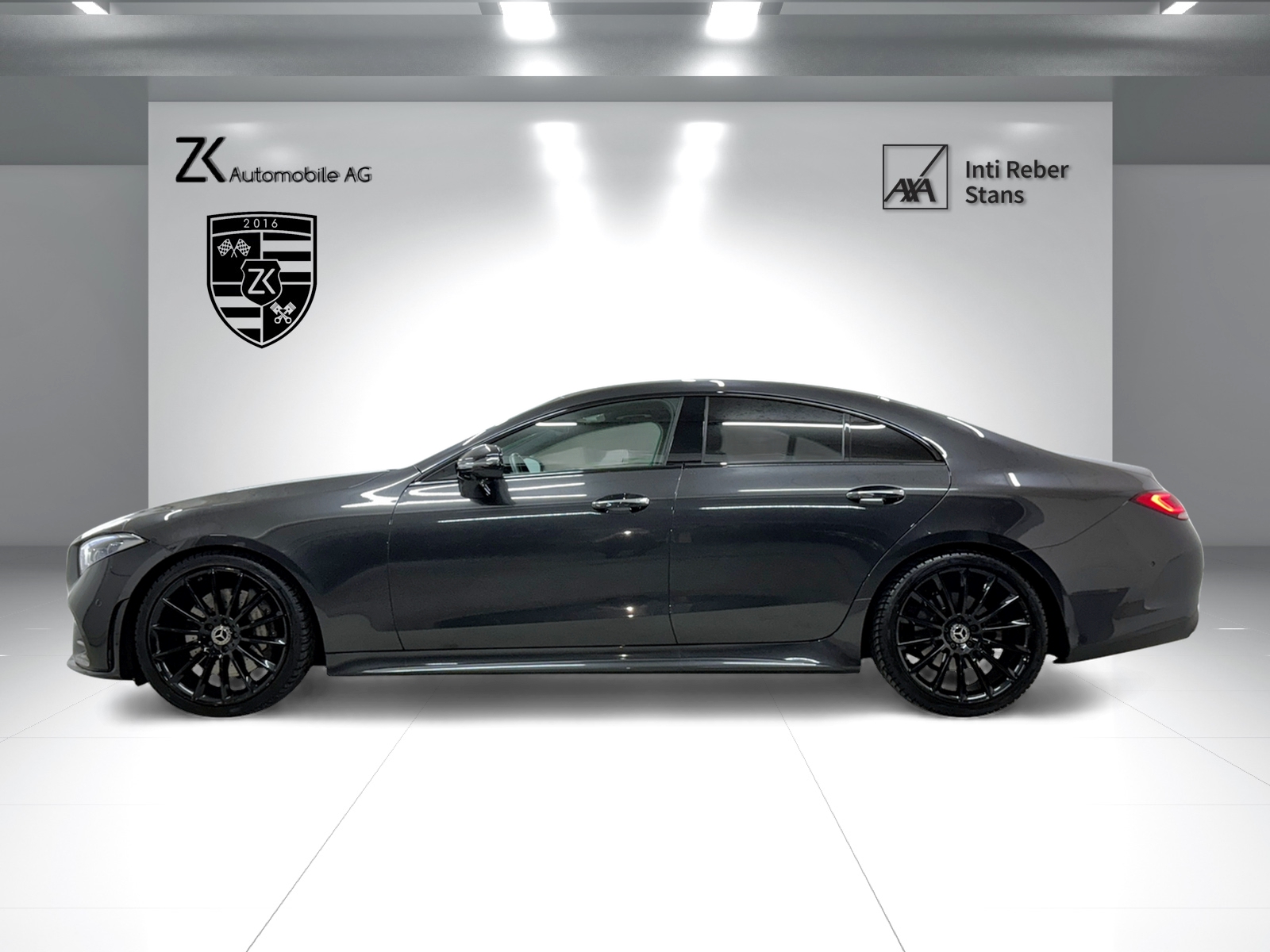 MERCEDES-BENZ CLS 400 d AMG Line 4Matic Grafitgrau 9G-Tronic | 360° Kamera | Glasdach | Carbon Paket | Widescreen Cockpit | Keyless Go |-showroom-element-2