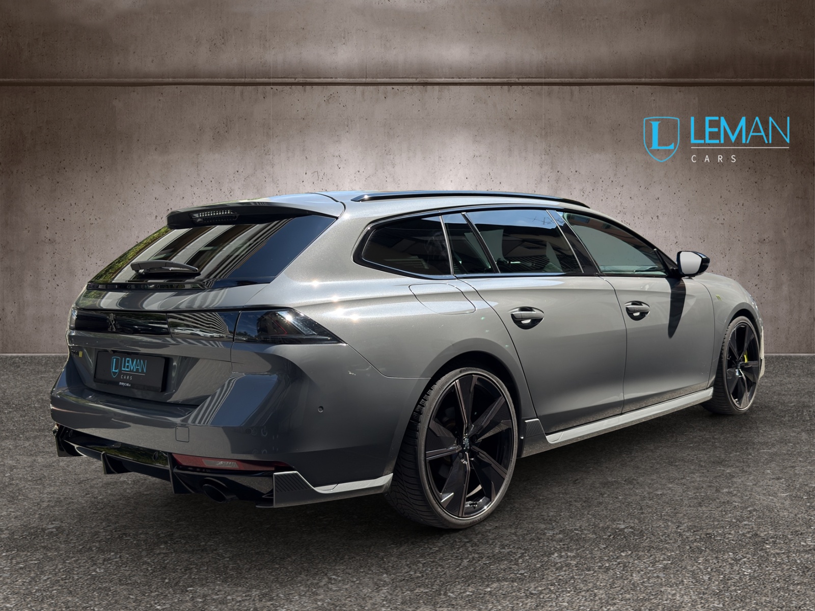PEUGEOT 508 SW Hybrid4 360 e Sport Engineered-image-5