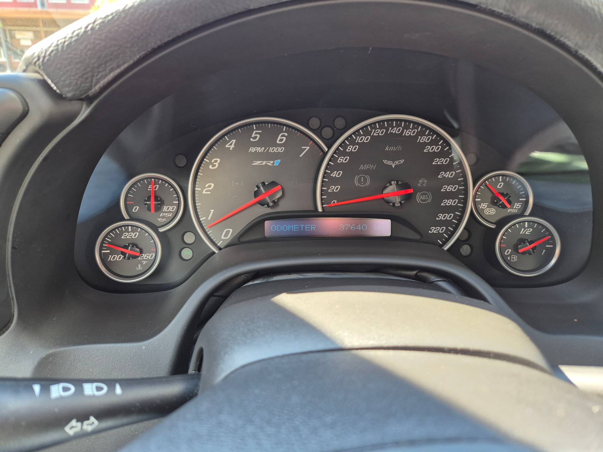 CHEVROLET Corvette ZR1-image-4