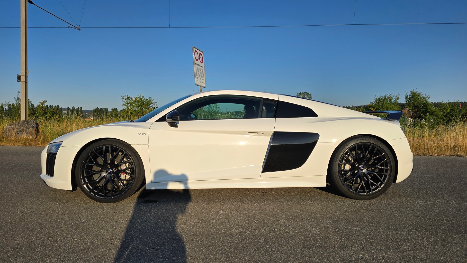 AUDI R8 Coupé 5.2 plus S-Tronic Carbon-showroom-element-2