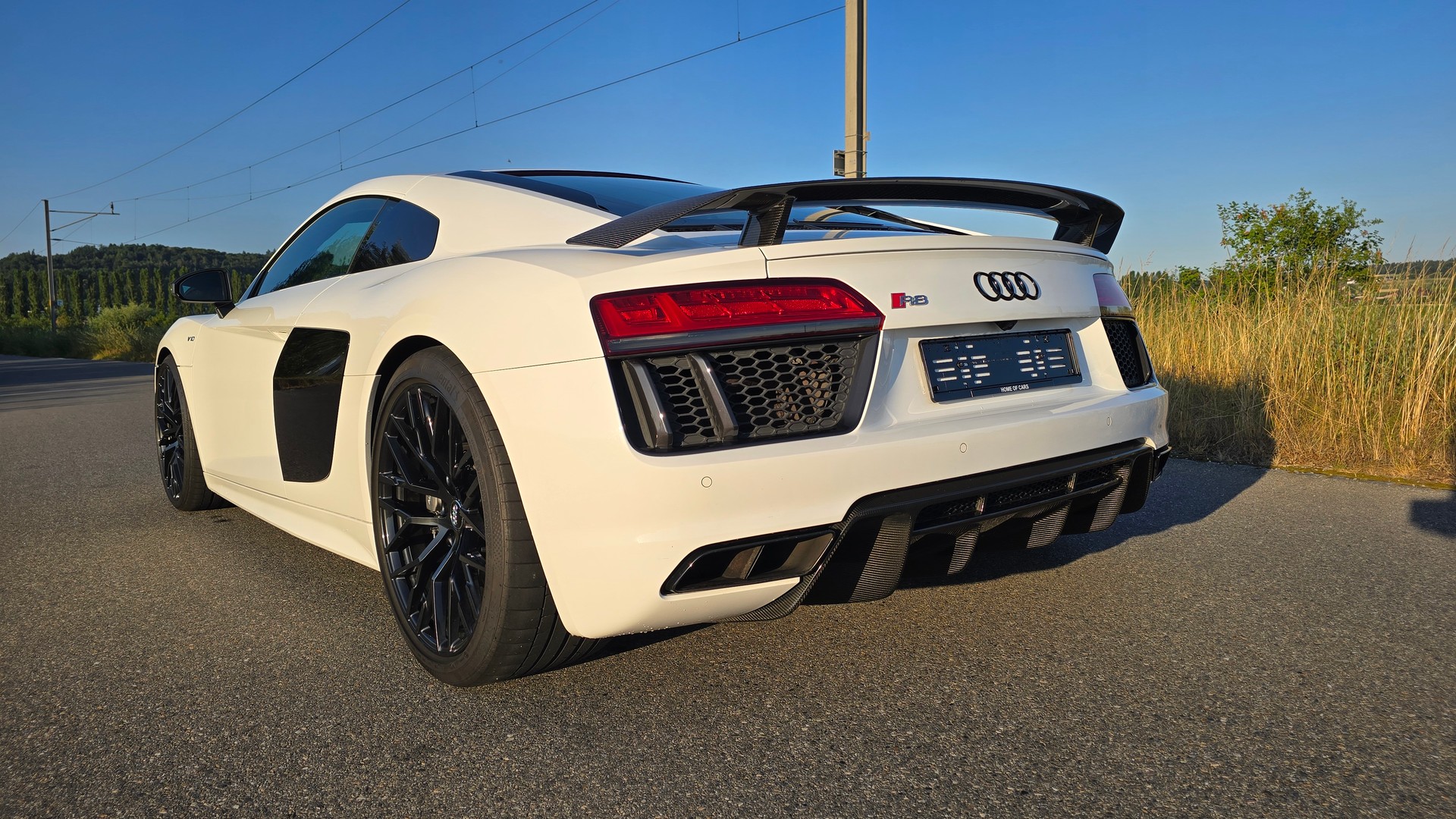 AUDI R8 Coupé 5.2 plus S-Tronic Carbon-image-6