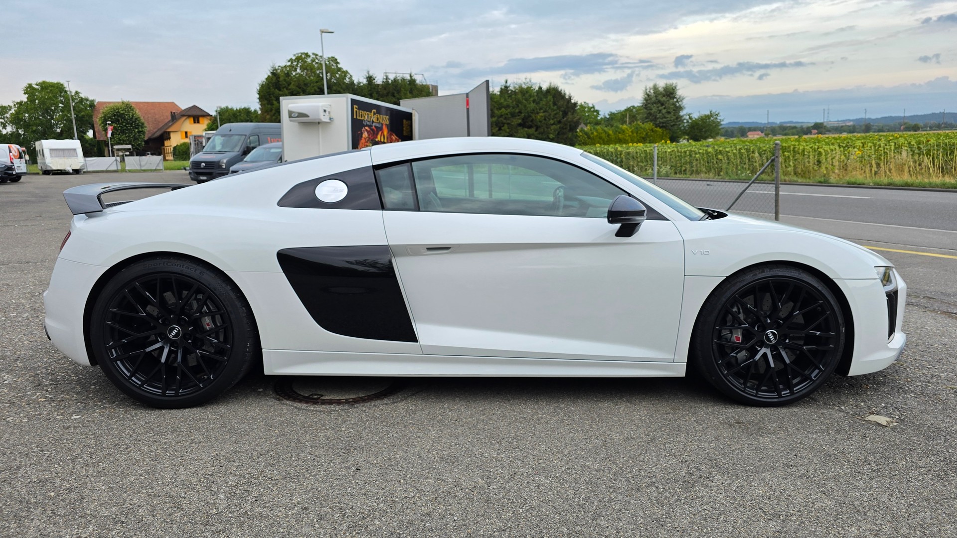 AUDI R8 Coupé 5.2 plus S-Tronic Carbon-image-11