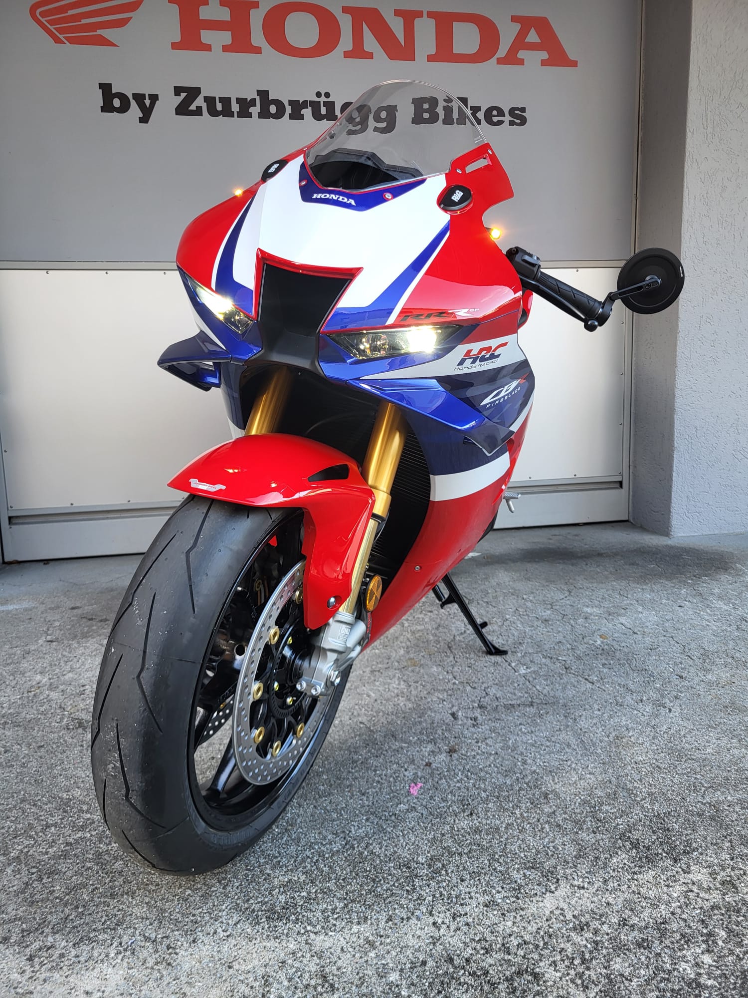 HONDA CBR 1000 RR-R Fireblade SP-image-0