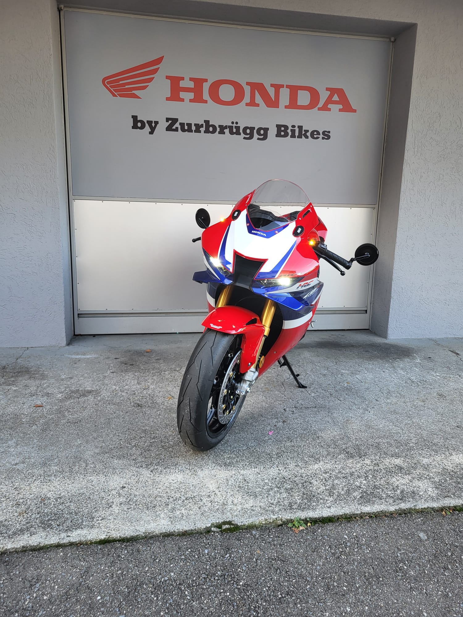 HONDA CBR 1000 RR-R Fireblade SP-image-5