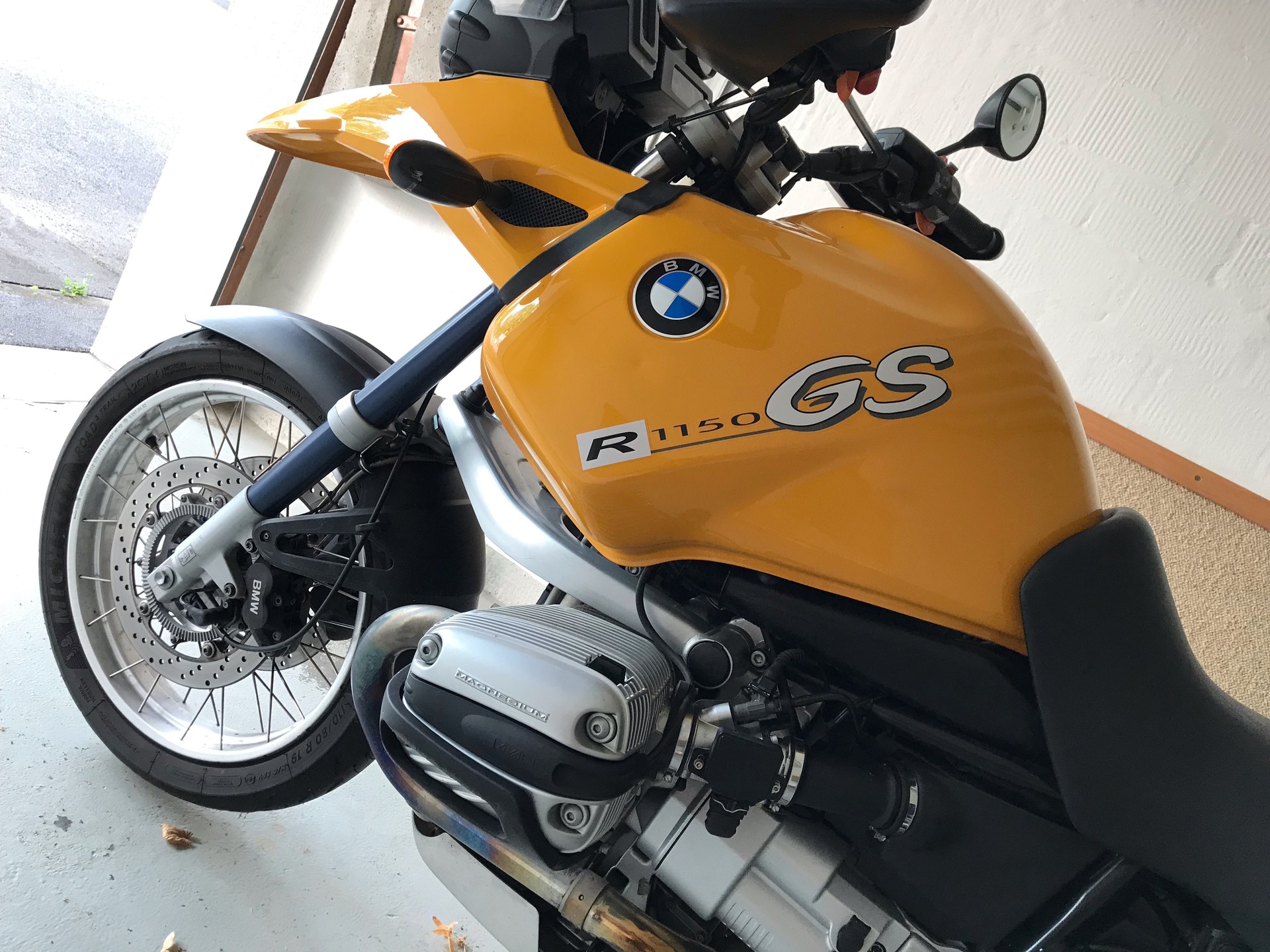 BMW R 1150 GS-image-1