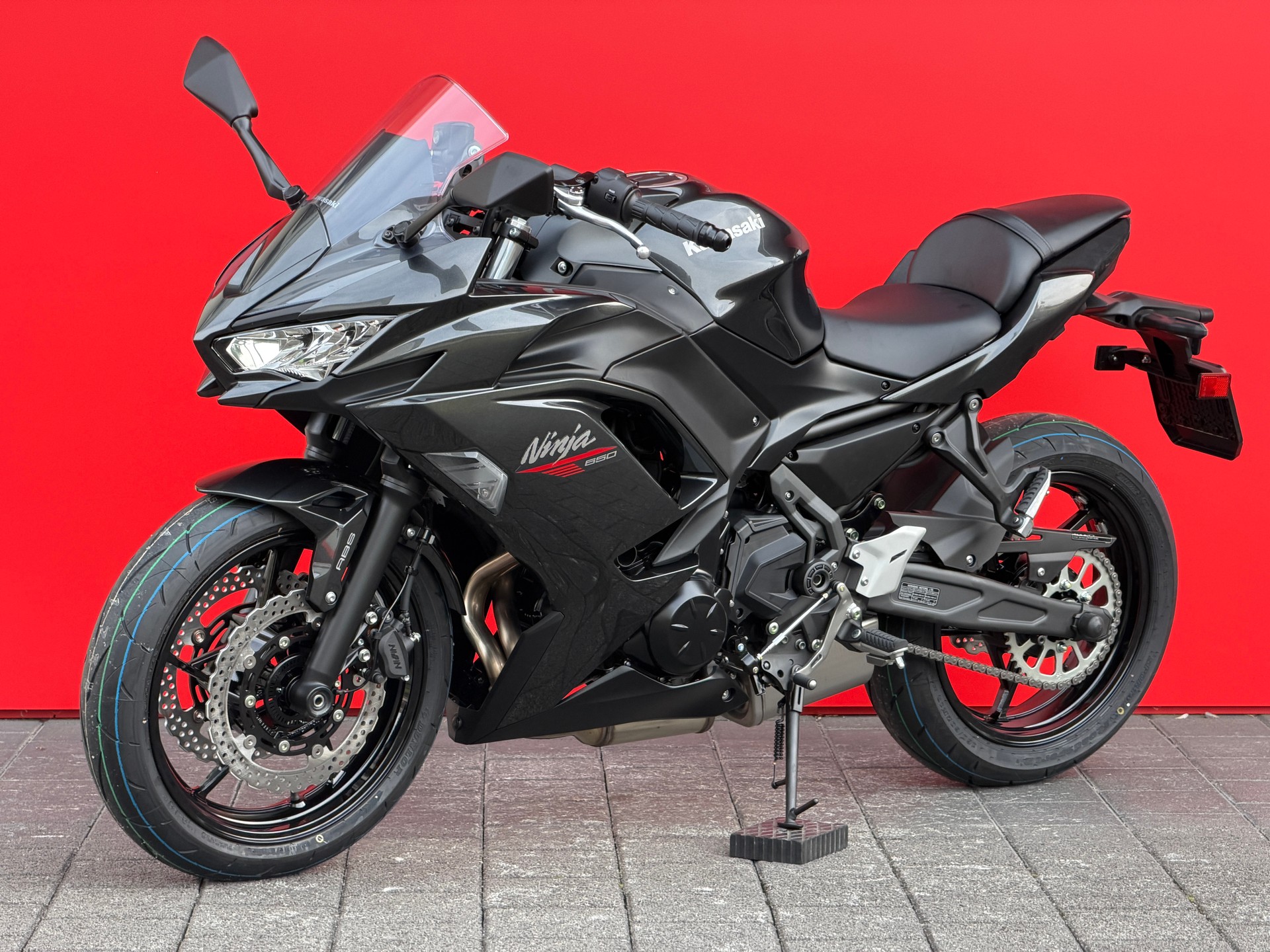 KAWASAKI Ninja 650-image-2