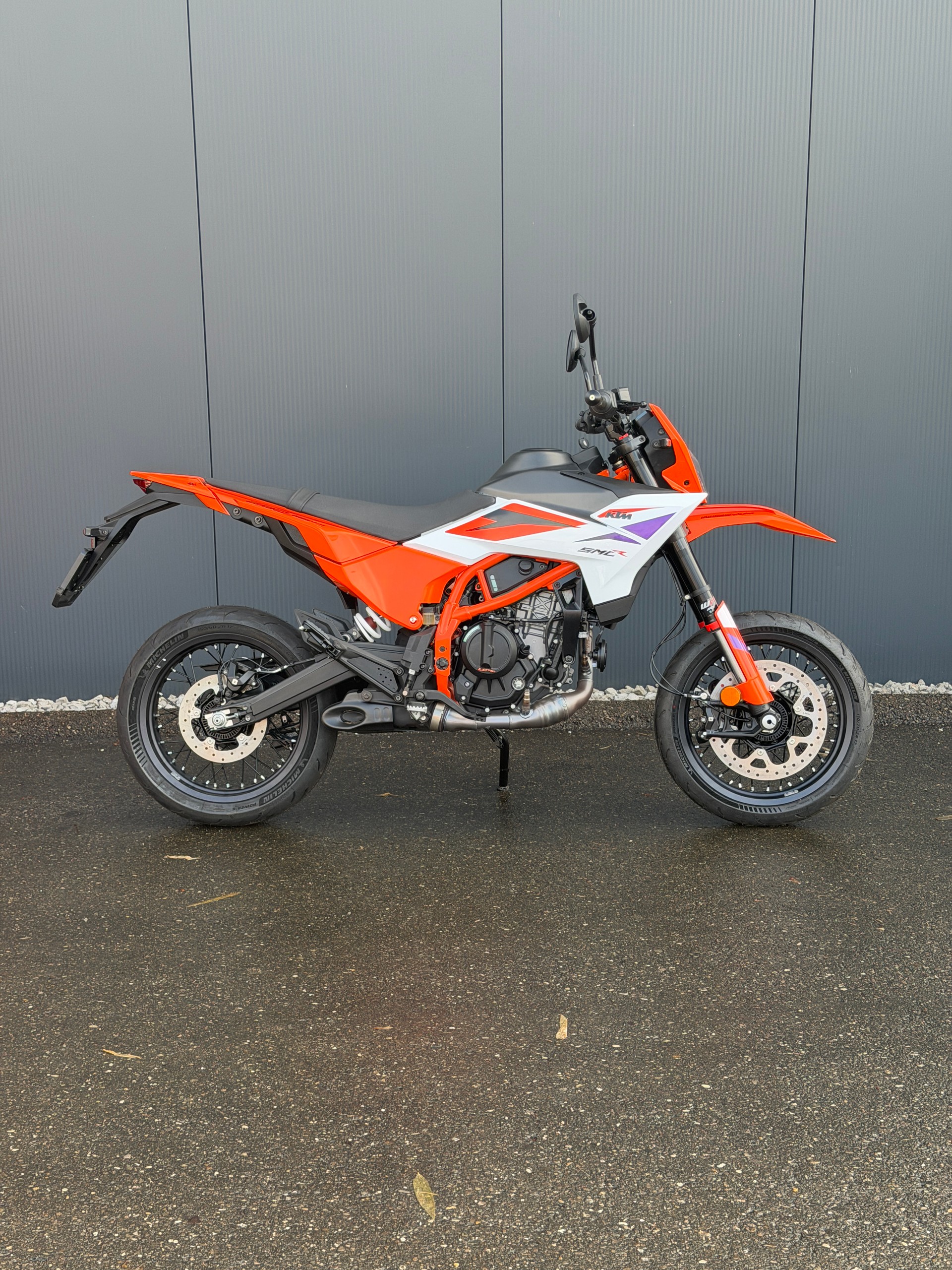 KTM 2025 KTM 390 SMC R-image-2