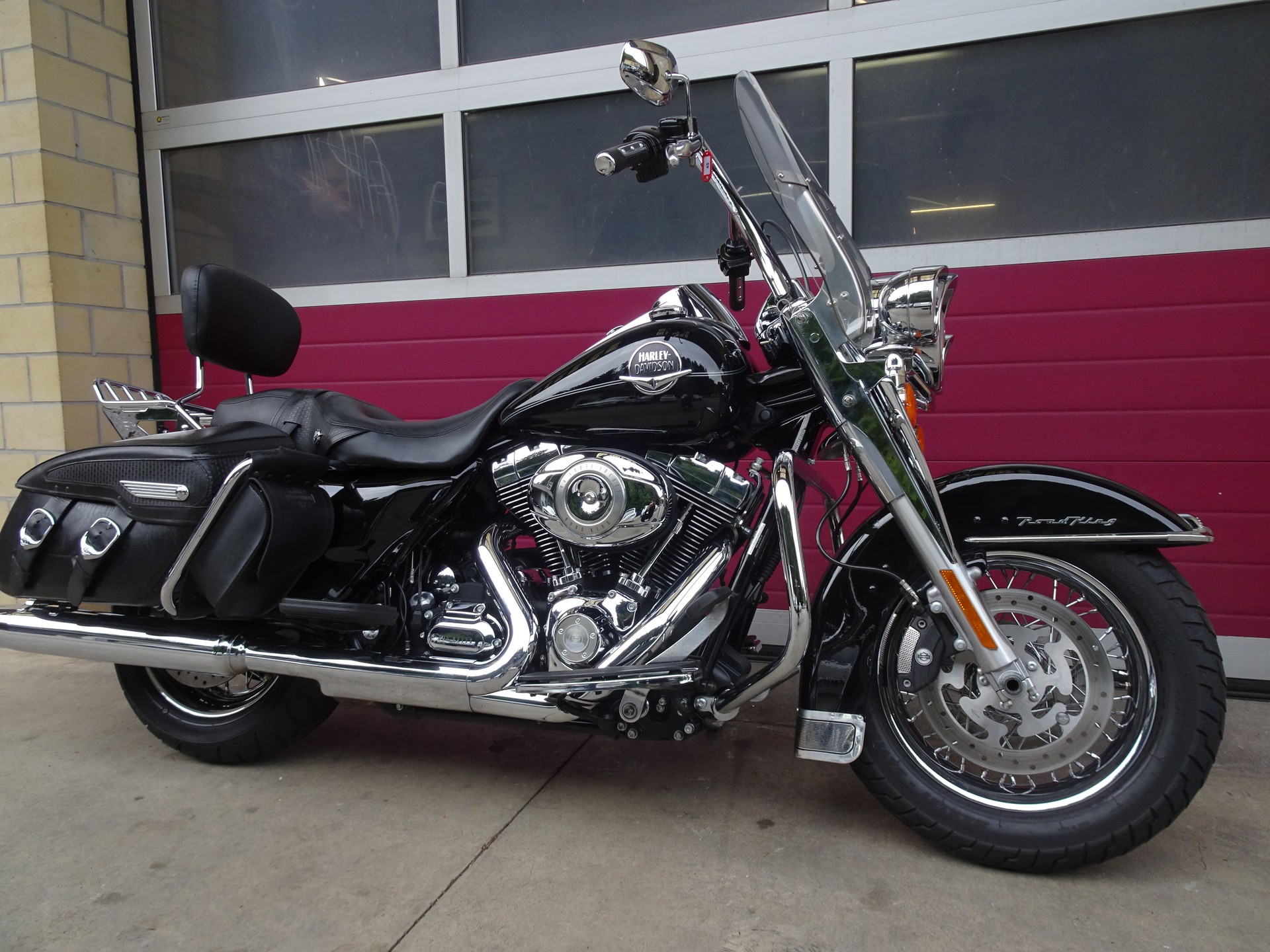 HARLEY-DAVIDSON FLHRC Road King Classic ABS-image-10