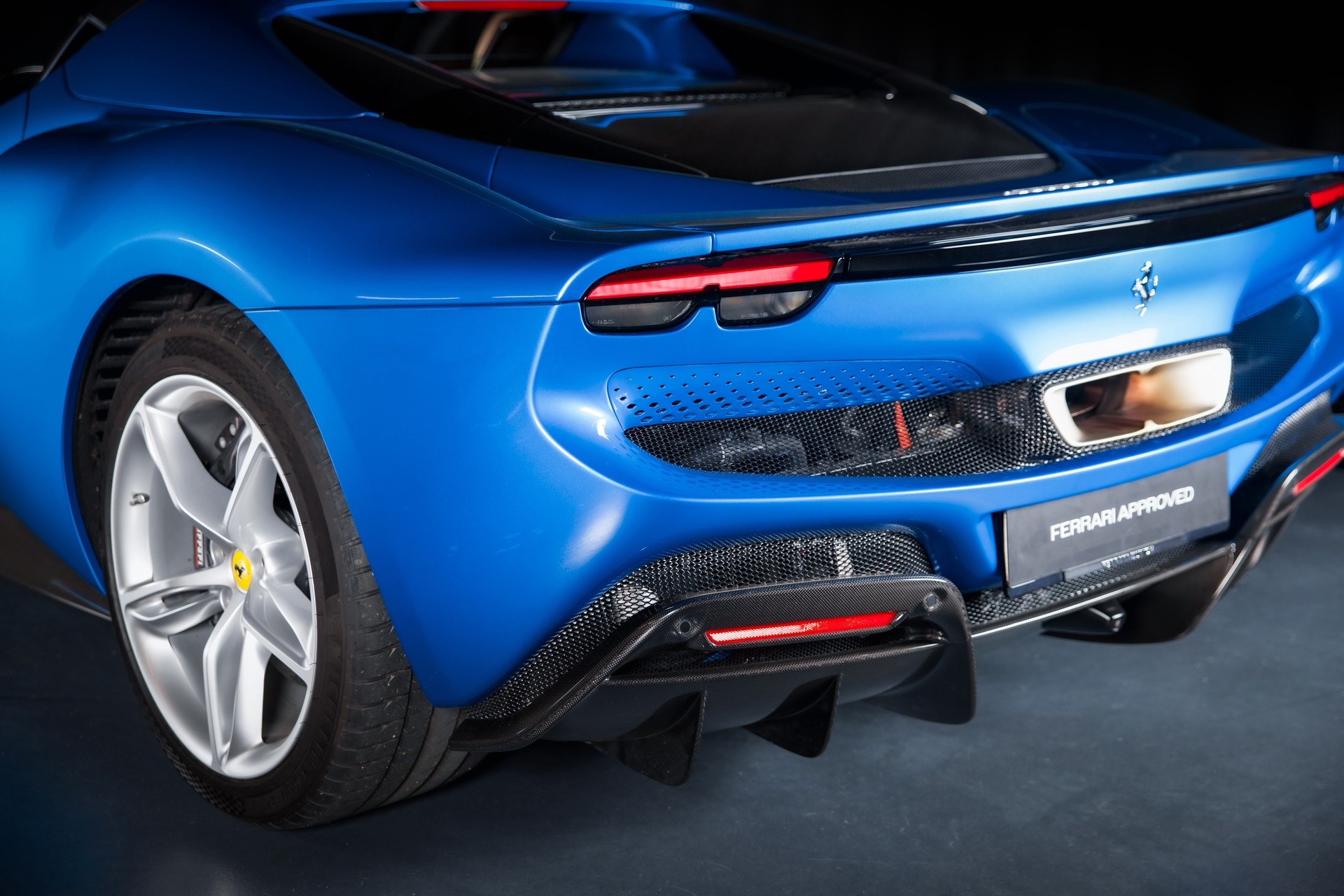 FERRARI 296 GTS-image-11