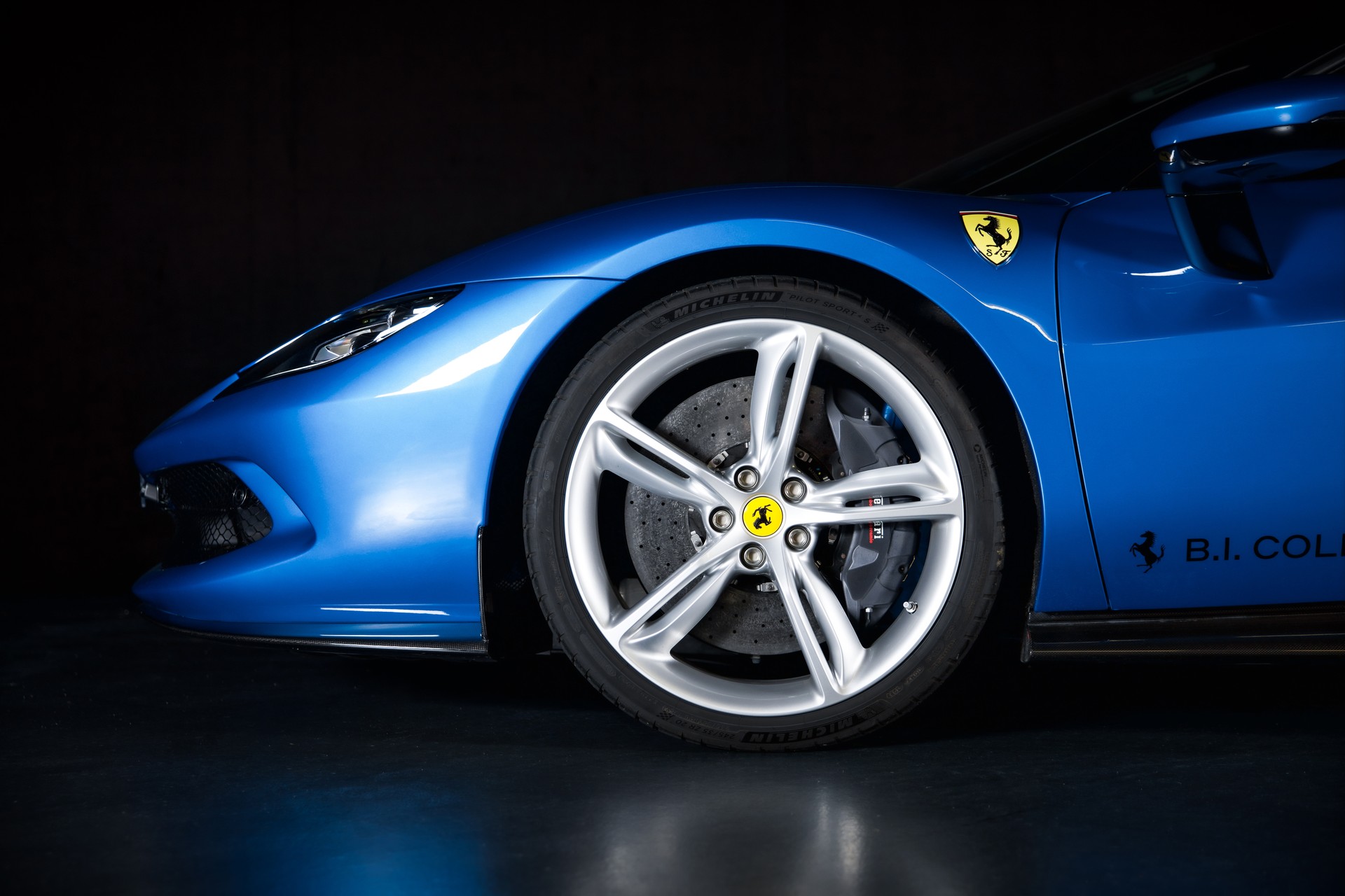 FERRARI 296 GTS-image-4