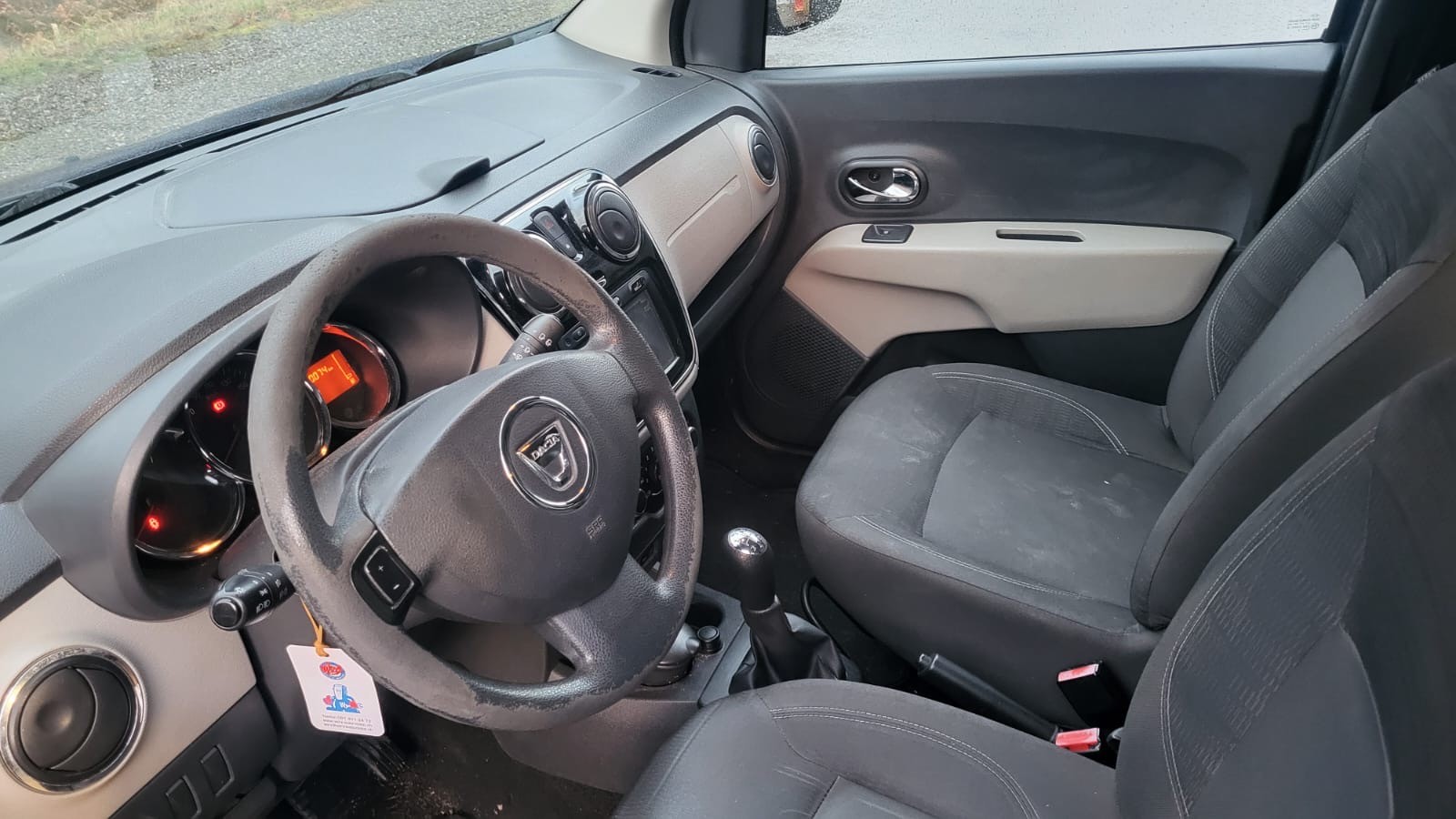 DACIA Lodgy 1.2 Turbo Ambiance 5PL-image-6