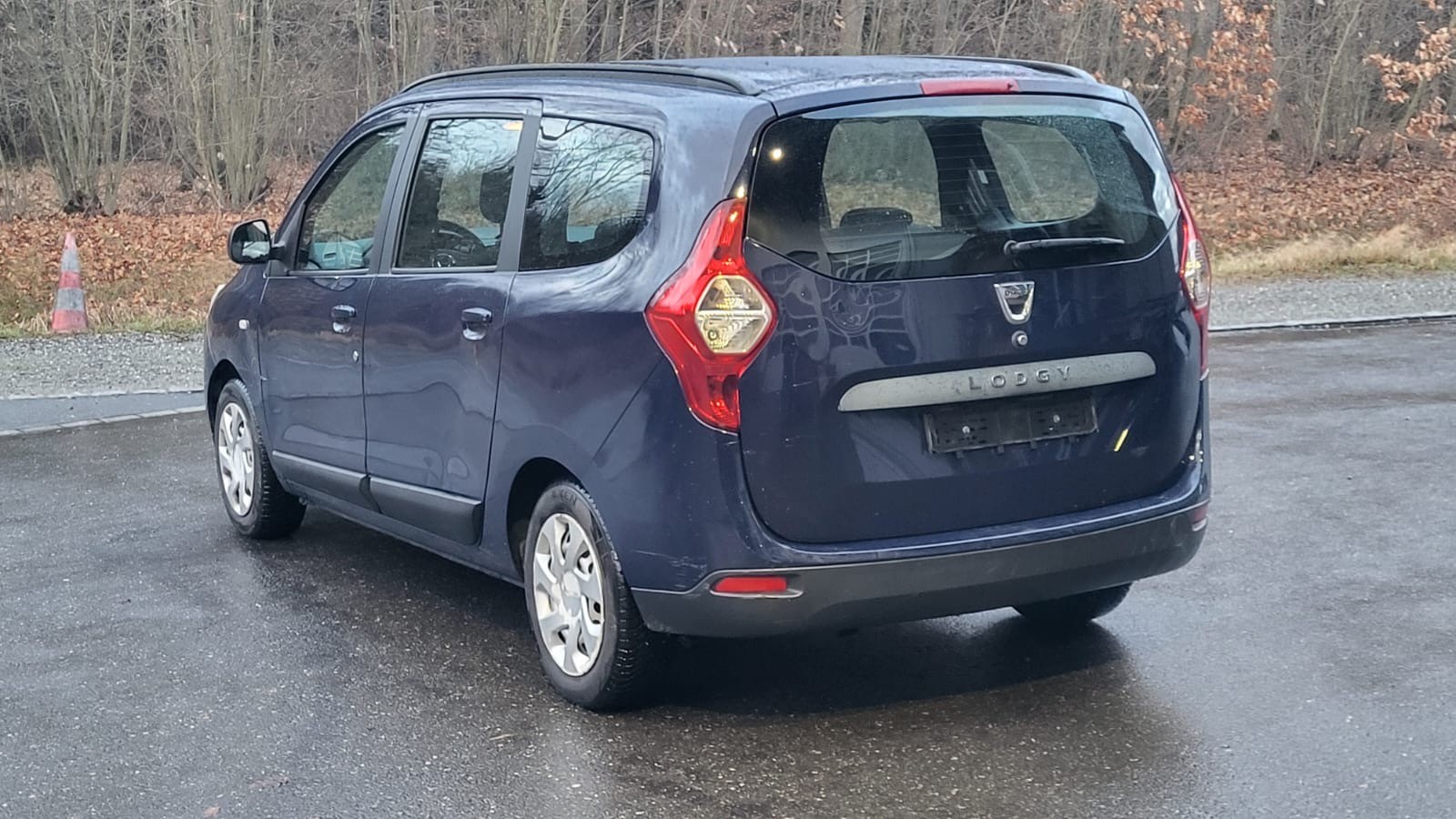 DACIA Lodgy 1.2 Turbo Ambiance 5PL-image-3