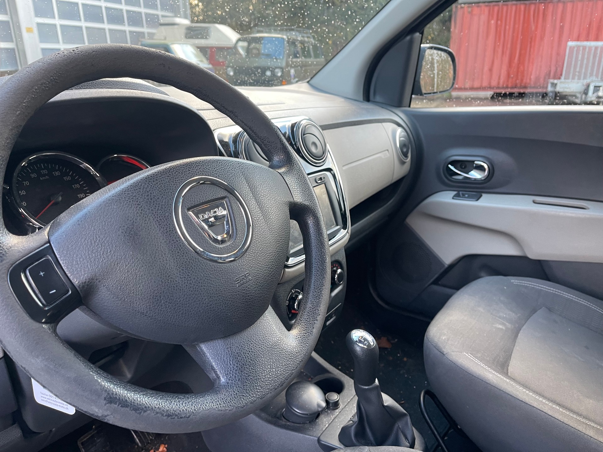 DACIA Lodgy 1.2 Turbo Ambiance 5PL-image-11