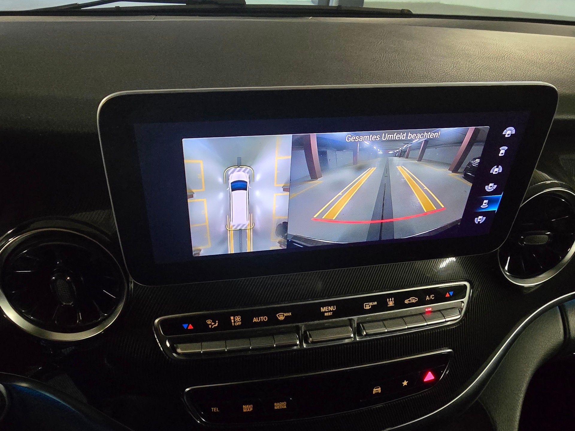 MERCEDES-BENZ V 220 d Trend lang 9G-Tronic 4MATIC-image-14