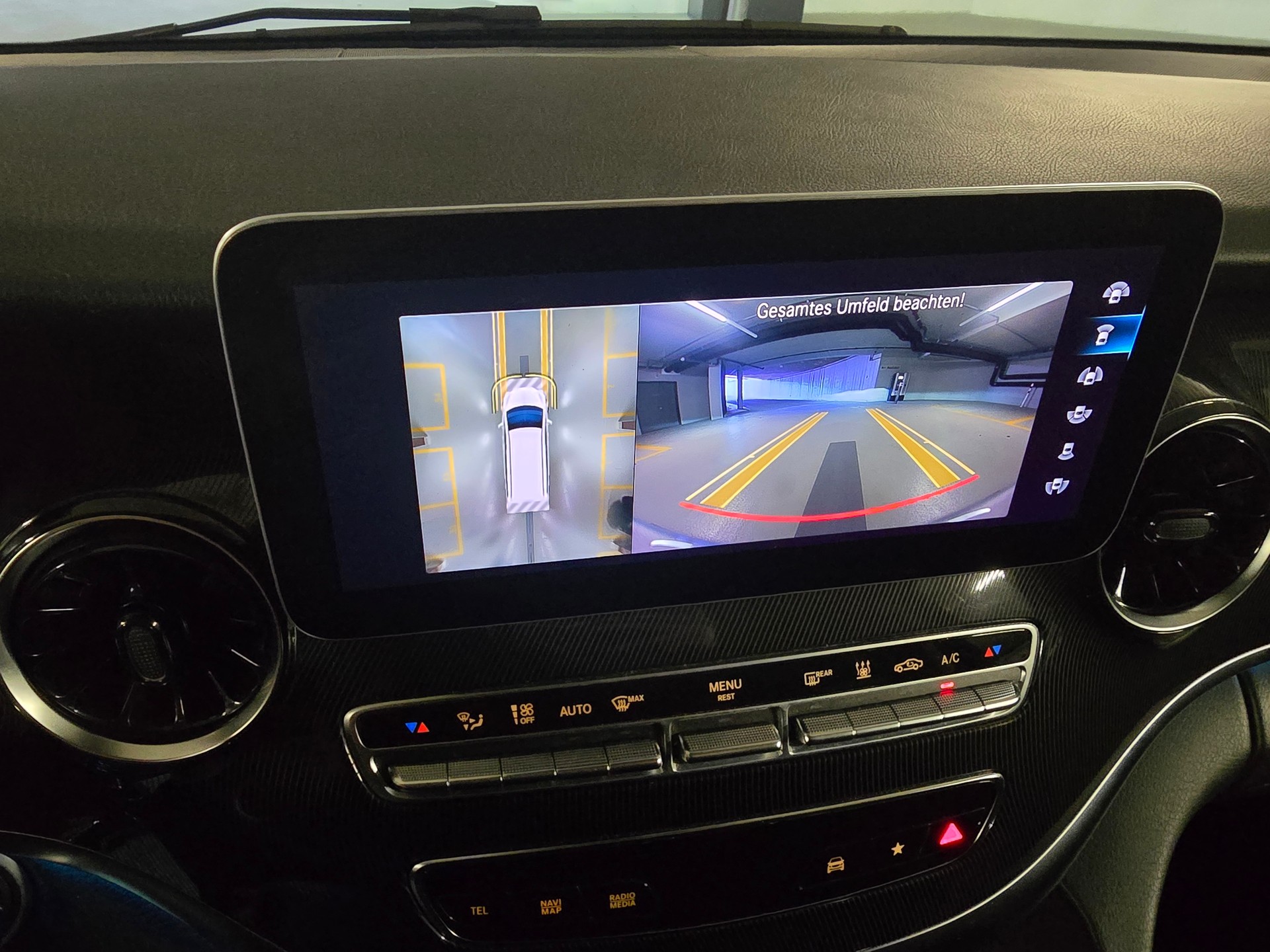 MERCEDES-BENZ V 220 d Trend lang 9G-Tronic 4MATIC-image-15