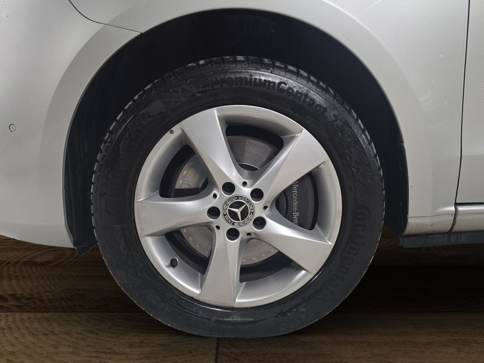 MERCEDES-BENZ V 220 d Trend lang 9G-Tronic 4MATIC-image-27