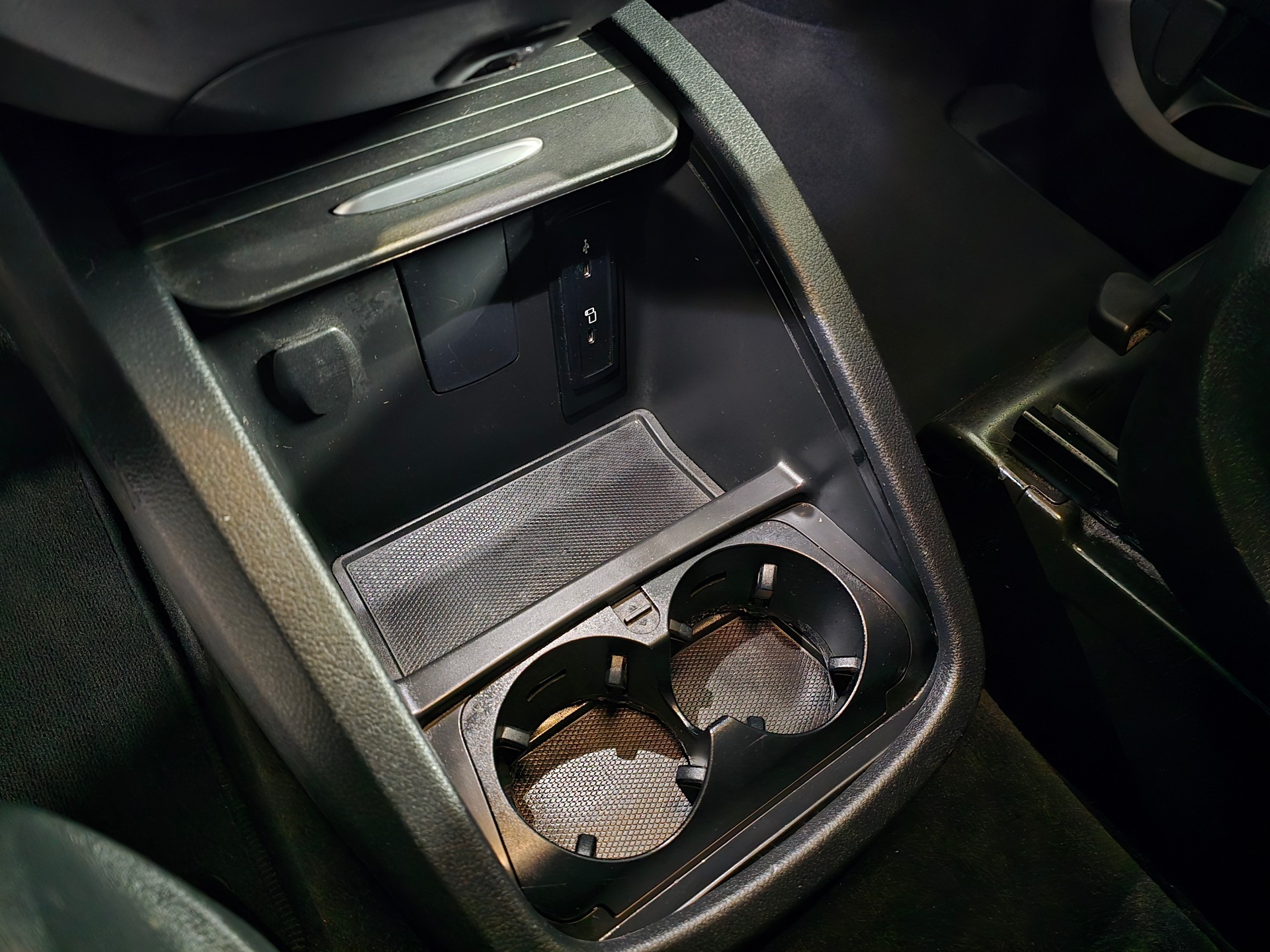 MERCEDES-BENZ V 220 d Trend lang 9G-Tronic 4MATIC-image-19