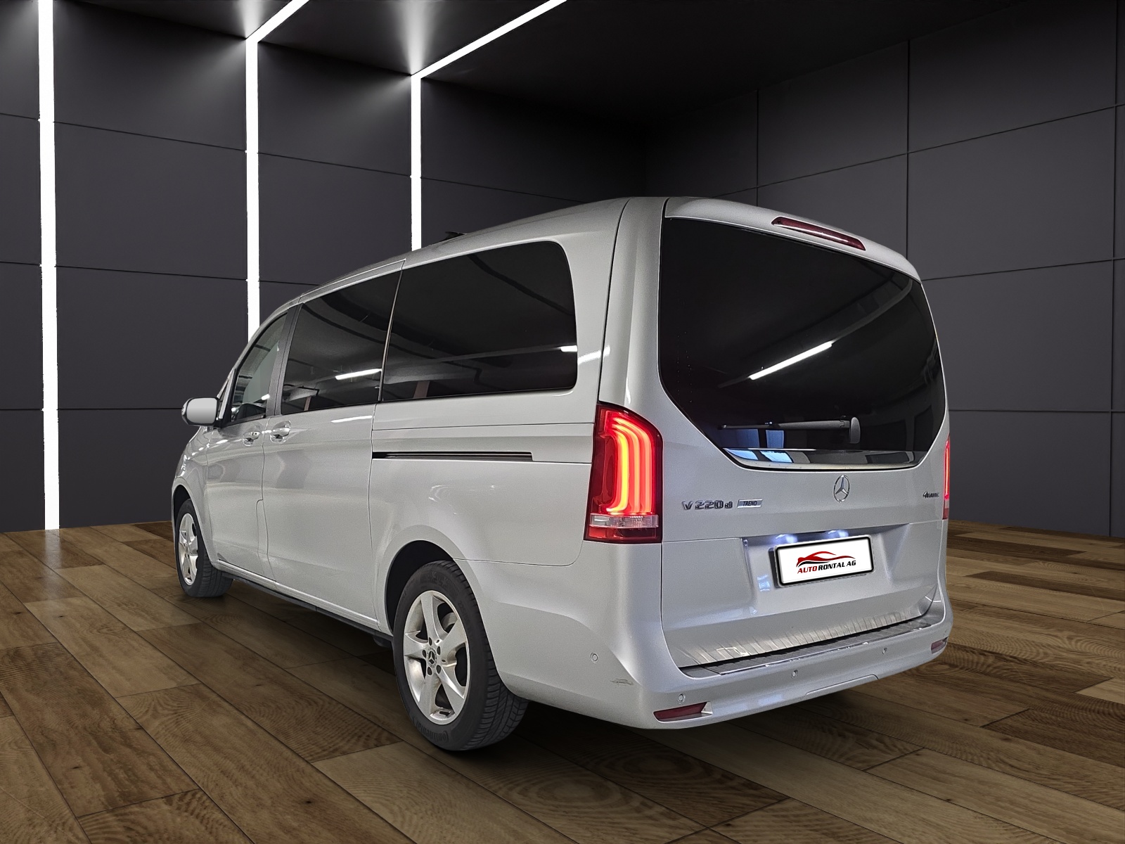 MERCEDES-BENZ V 220 d Trend lang 9G-Tronic 4MATIC-image-5