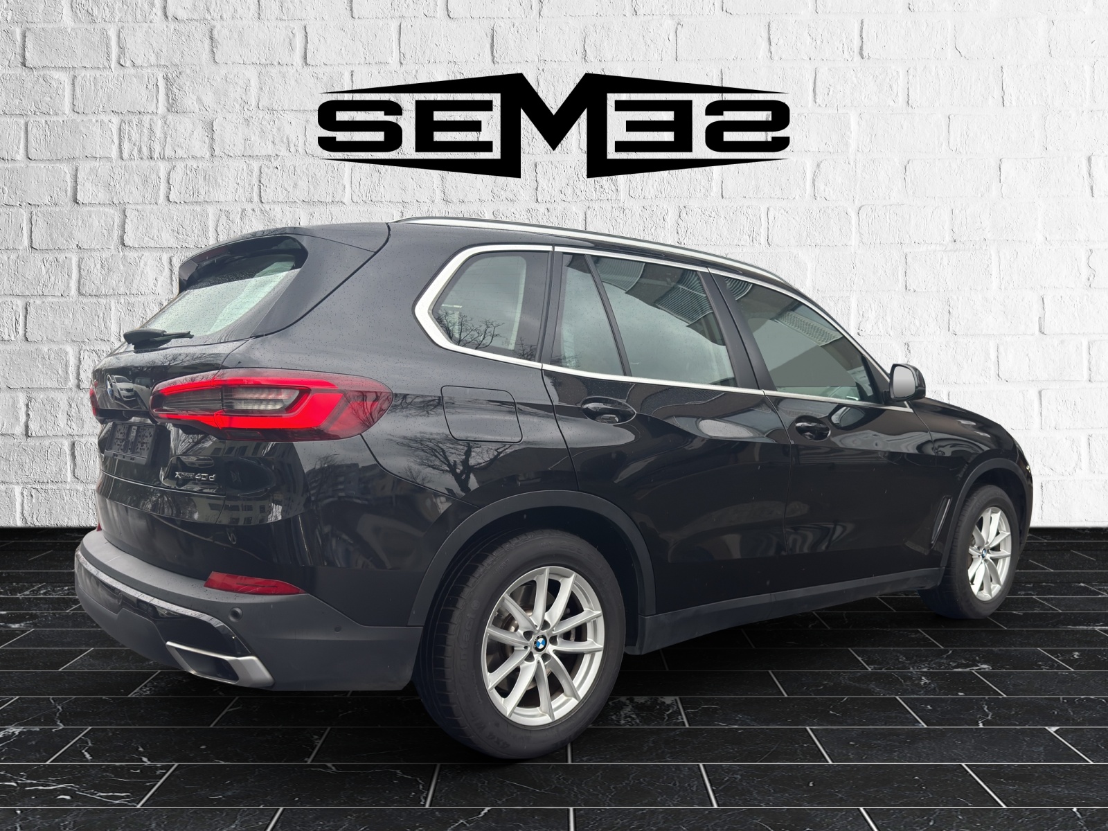BMW X5 xDrive 48V 40d Steptronic-image-4