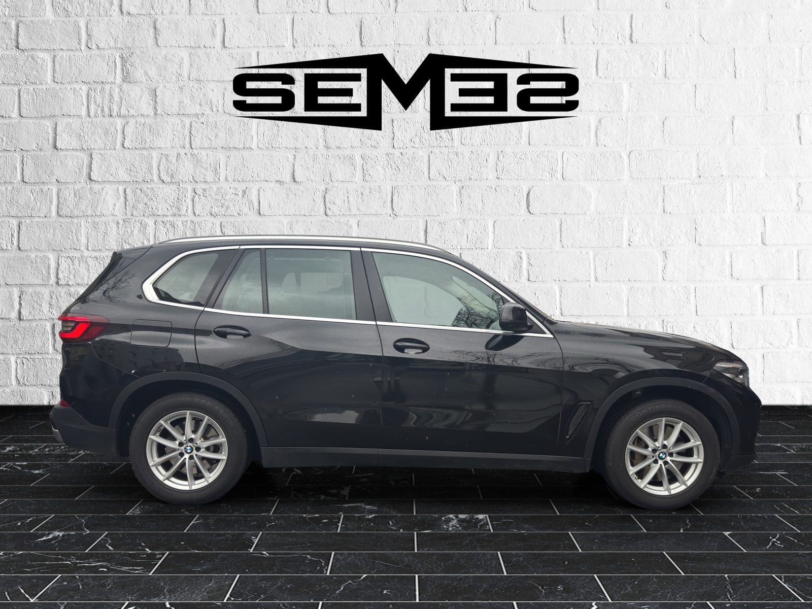 BMW X5 xDrive 48V 40d Steptronic-image-5