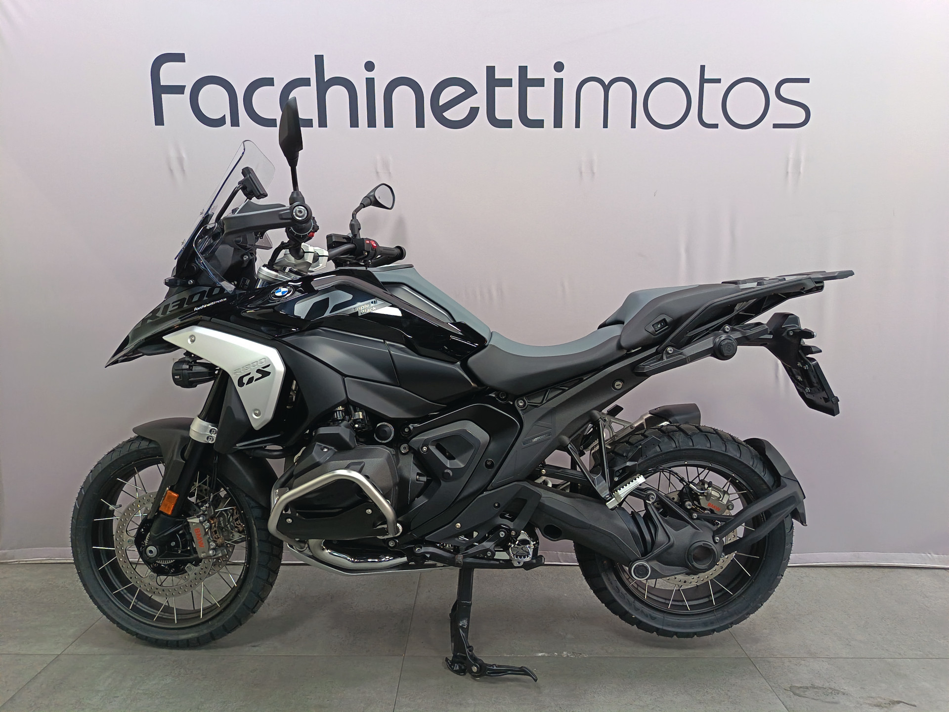 BMW R 1300 GS Triple Black *** Leasing 3.9% ***Boite ASA***-image-3