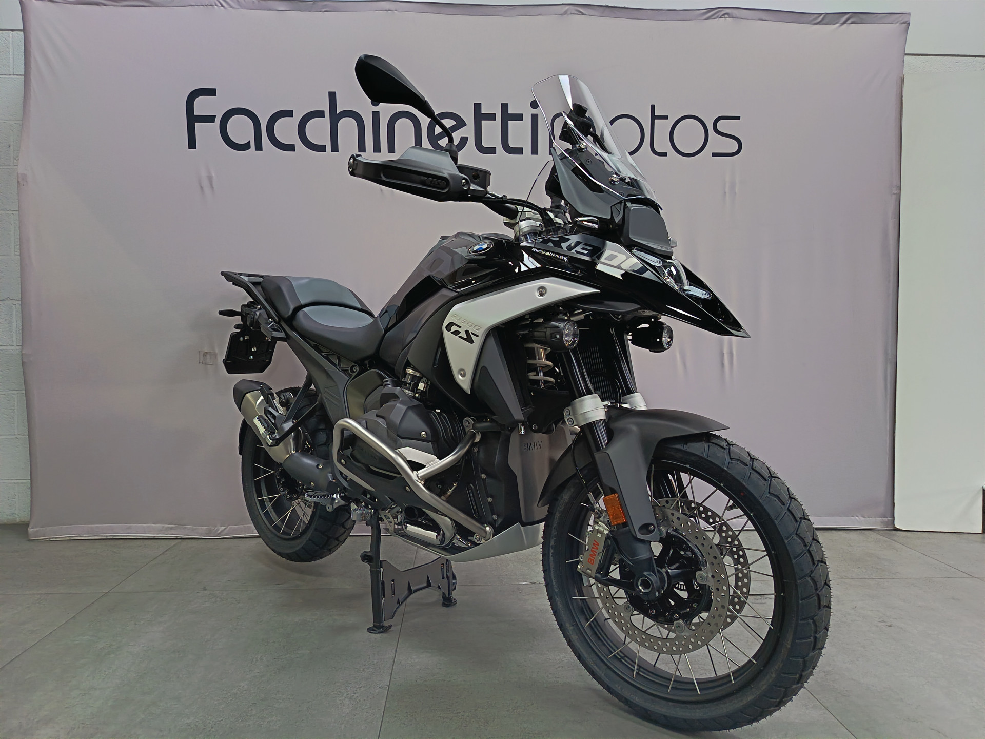BMW R 1300 GS Triple Black *** Leasing 3.9% ***Boite ASA***-image-1