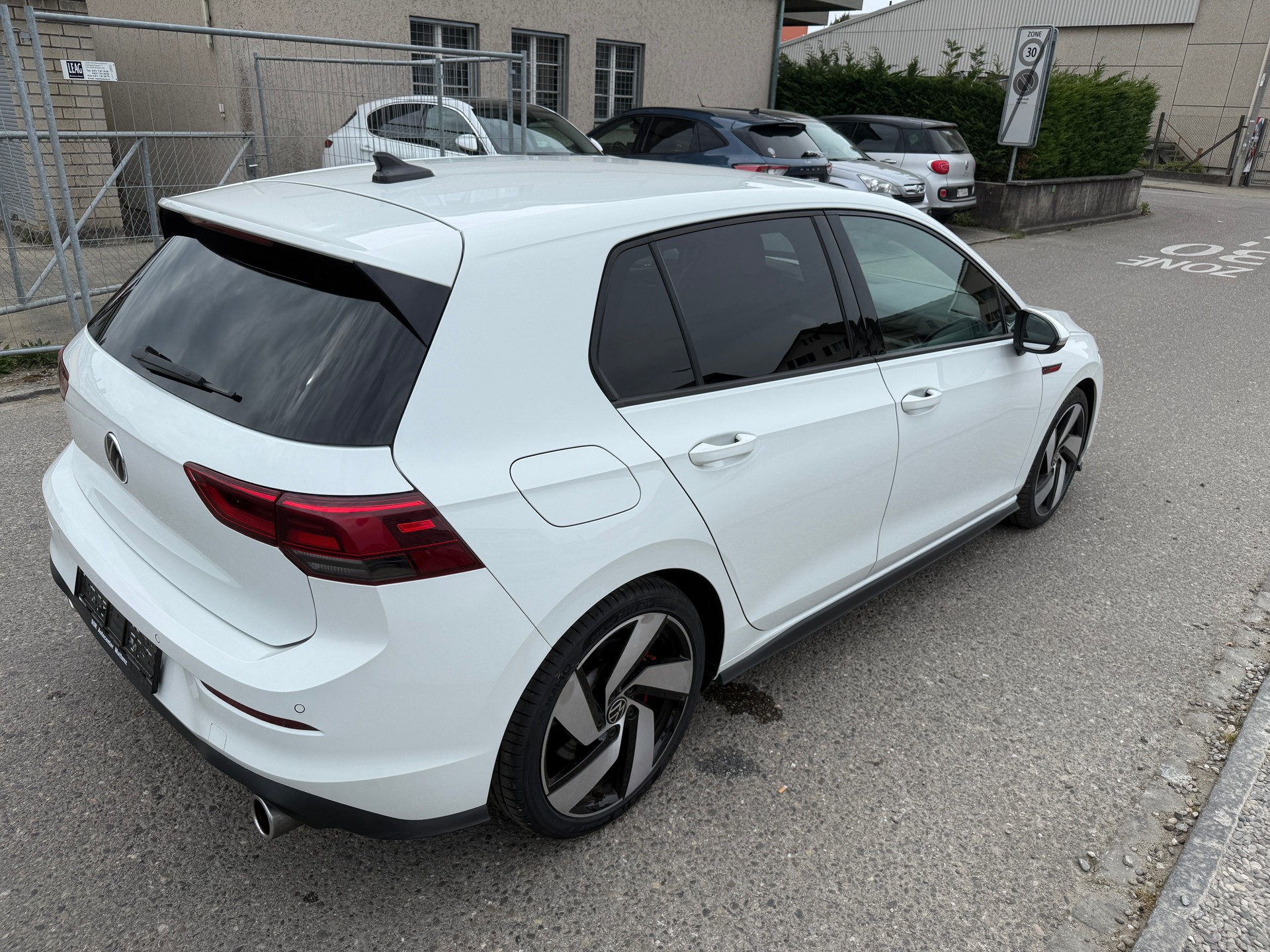 VW Golf 2.0 TSI GTI DSG-image-4