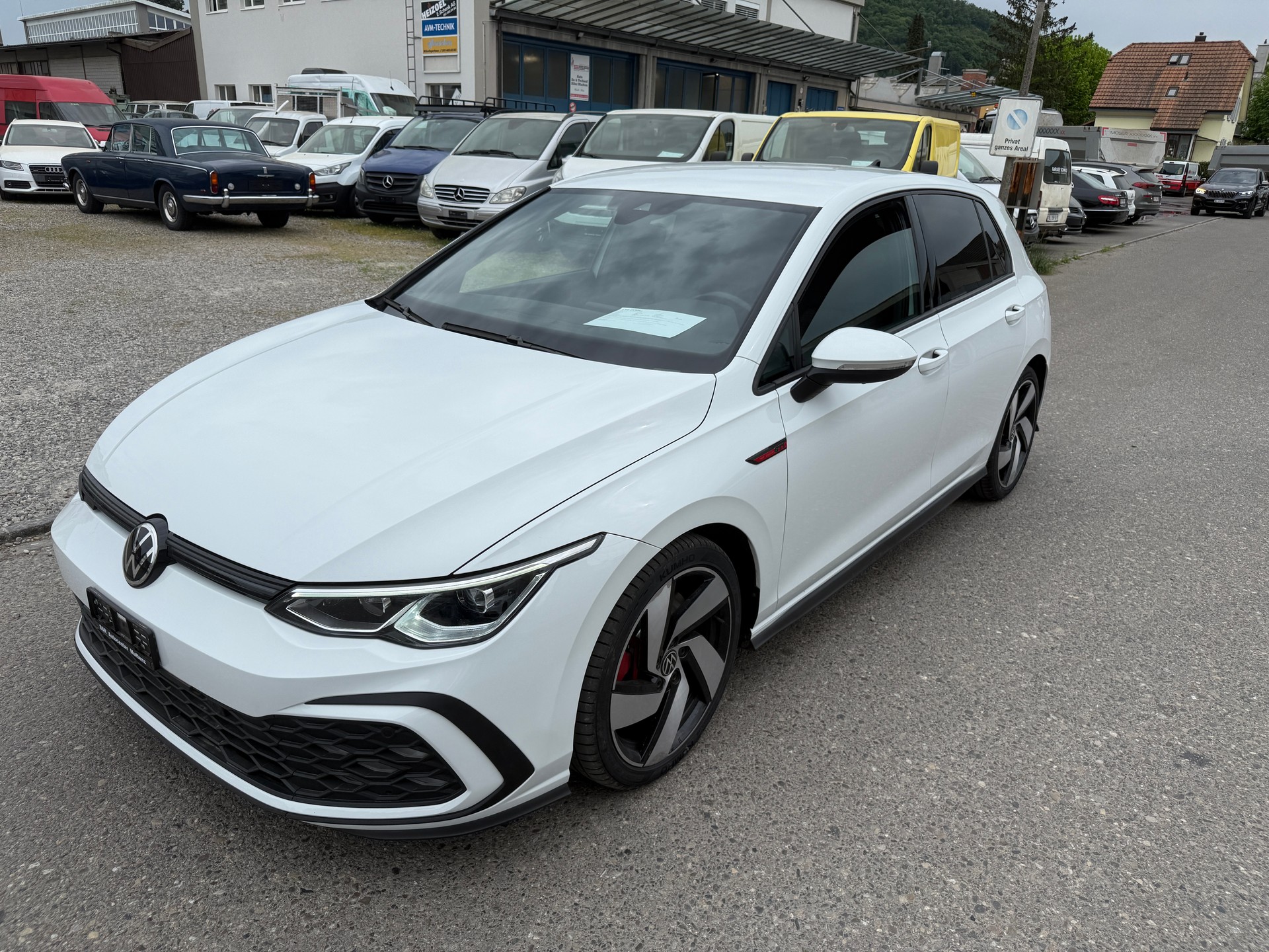 VW Golf 2.0 TSI GTI DSG-image-1
