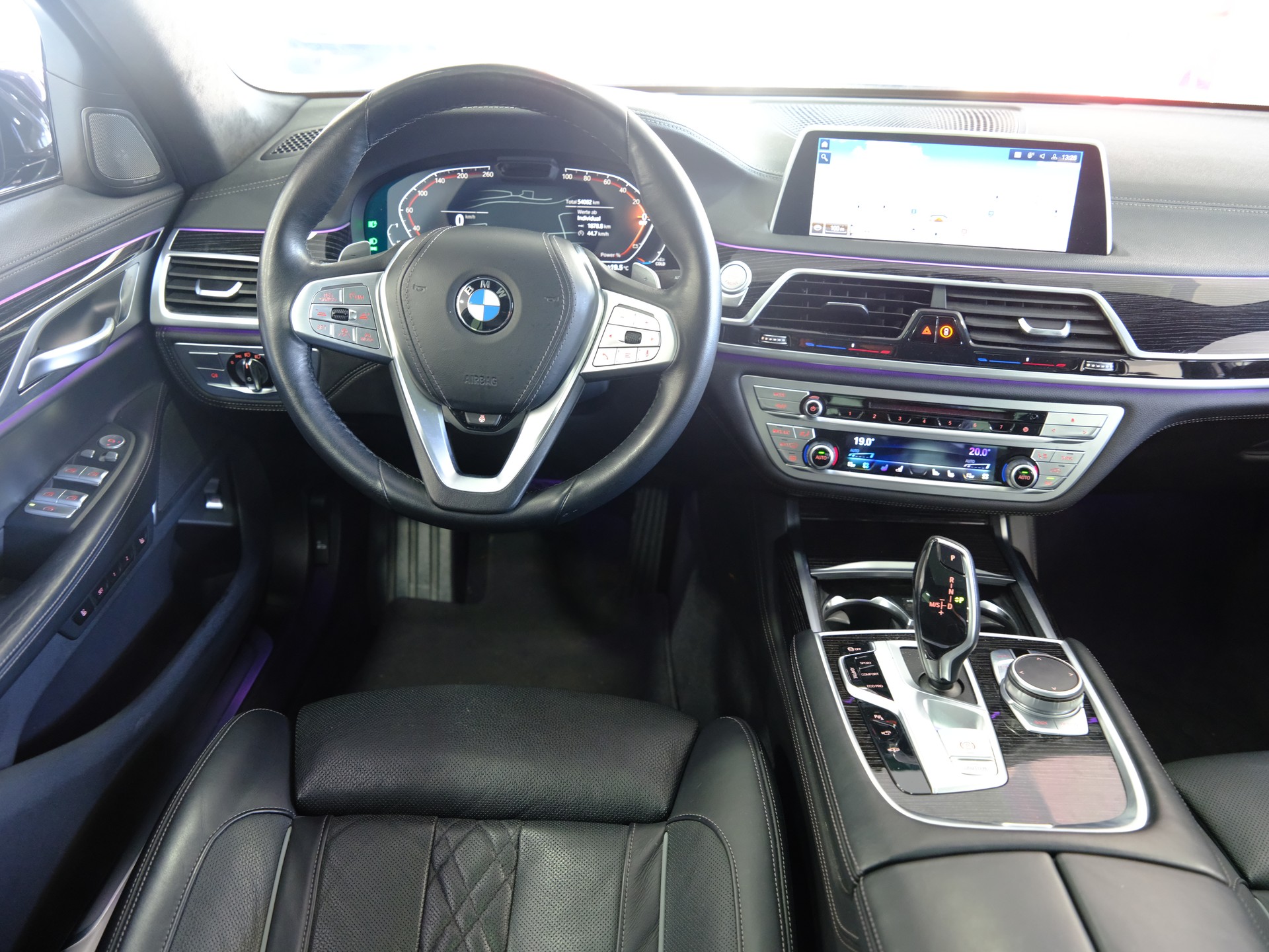 BMW 730d 48V Steptronic-image-24