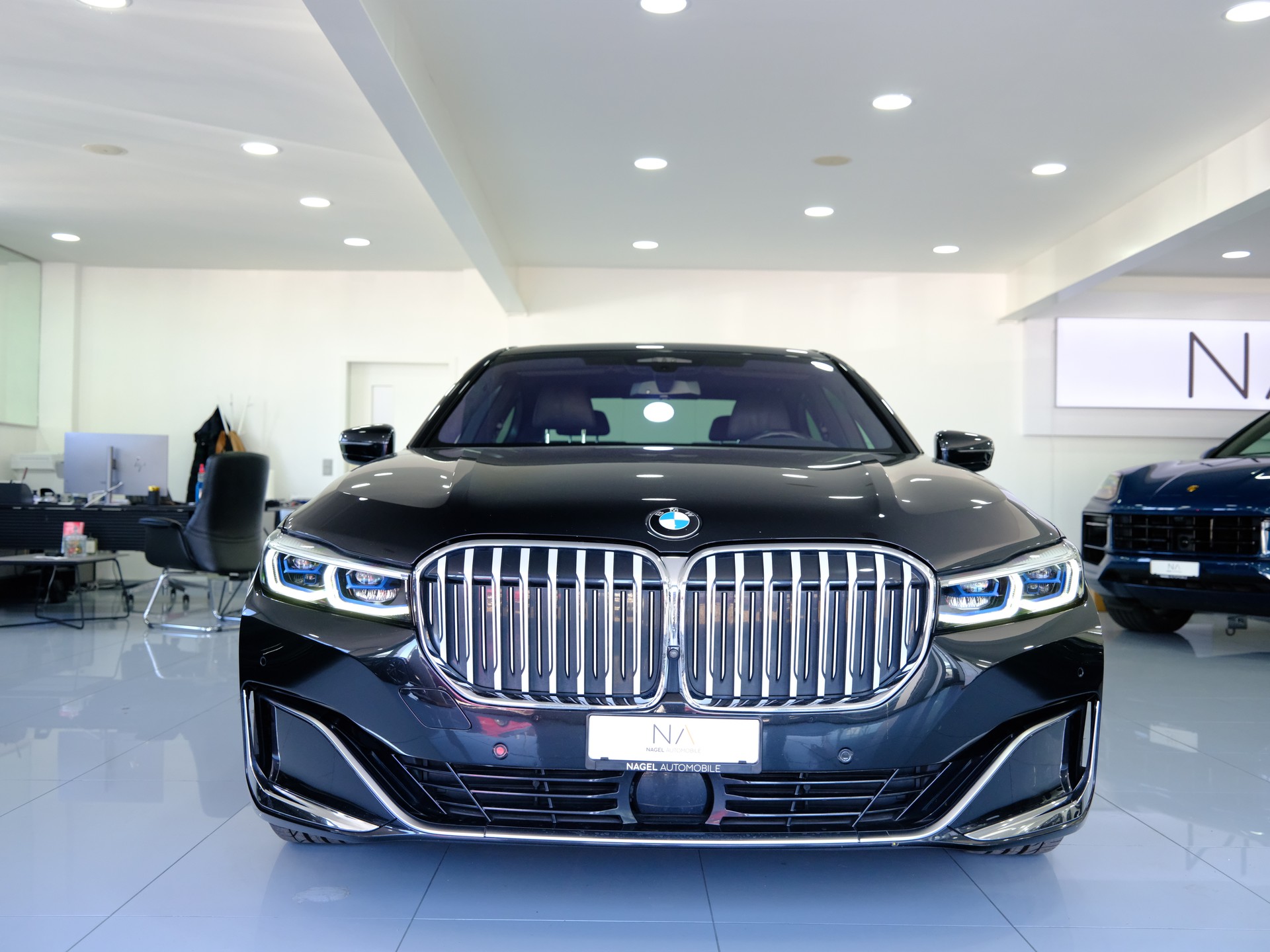 BMW 730d 48V Steptronic-image-8