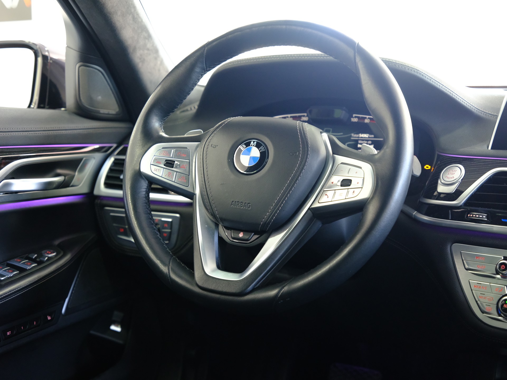 BMW 730d 48V Steptronic-image-23
