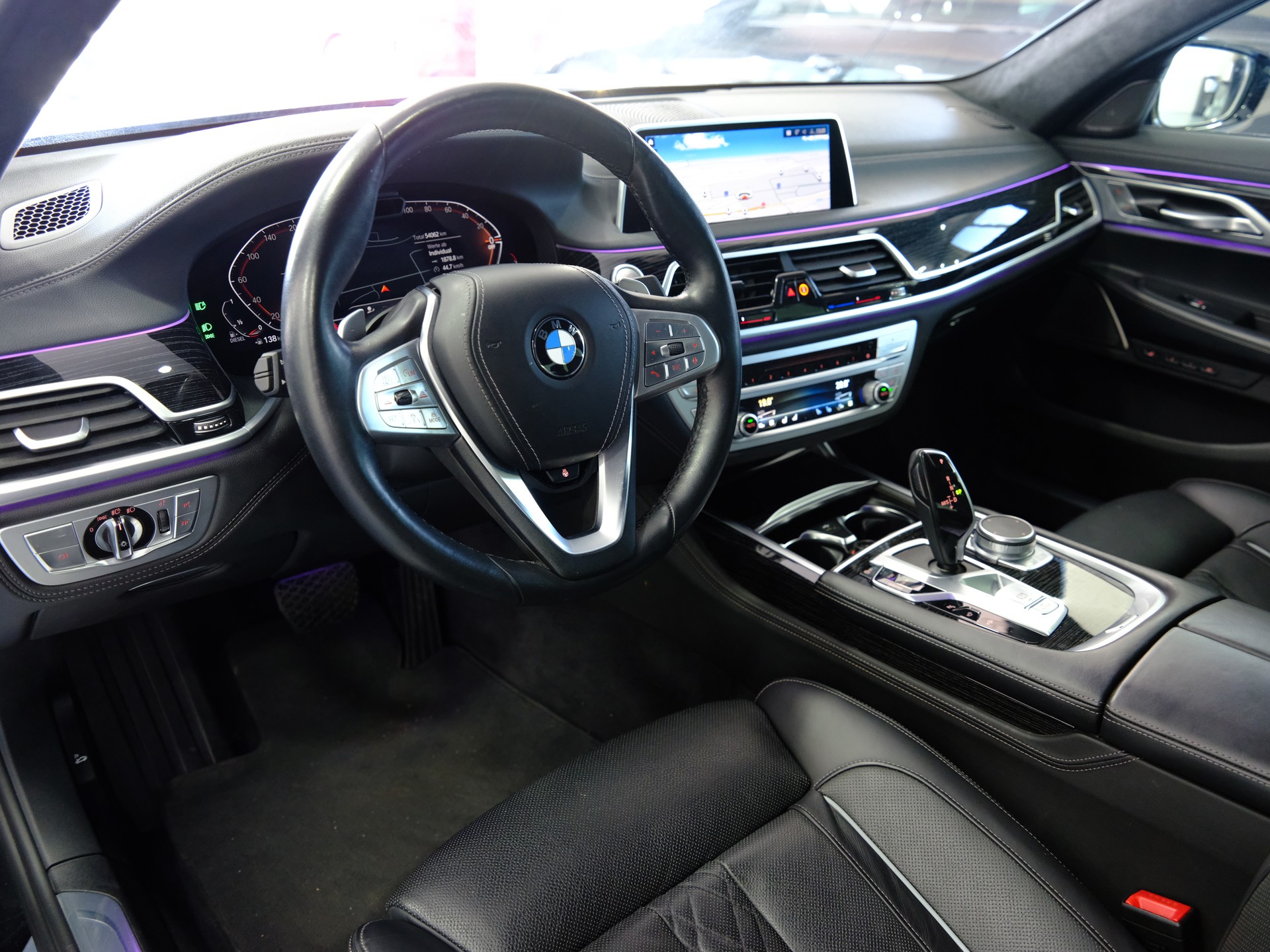 BMW 730d 48V Steptronic-image-14