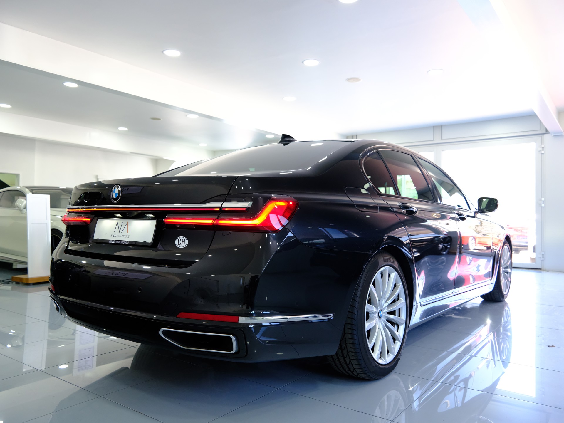 BMW 730d 48V Steptronic-image-4