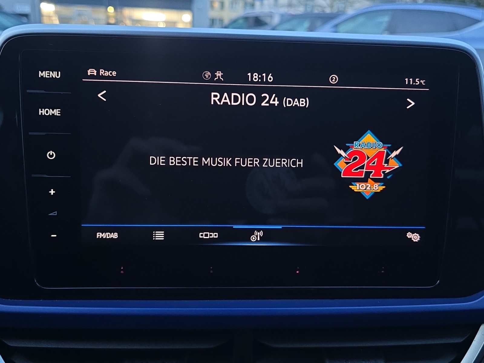 VW T-Roc 2.0 TSI R 300 PS DSG 4motion-image-30